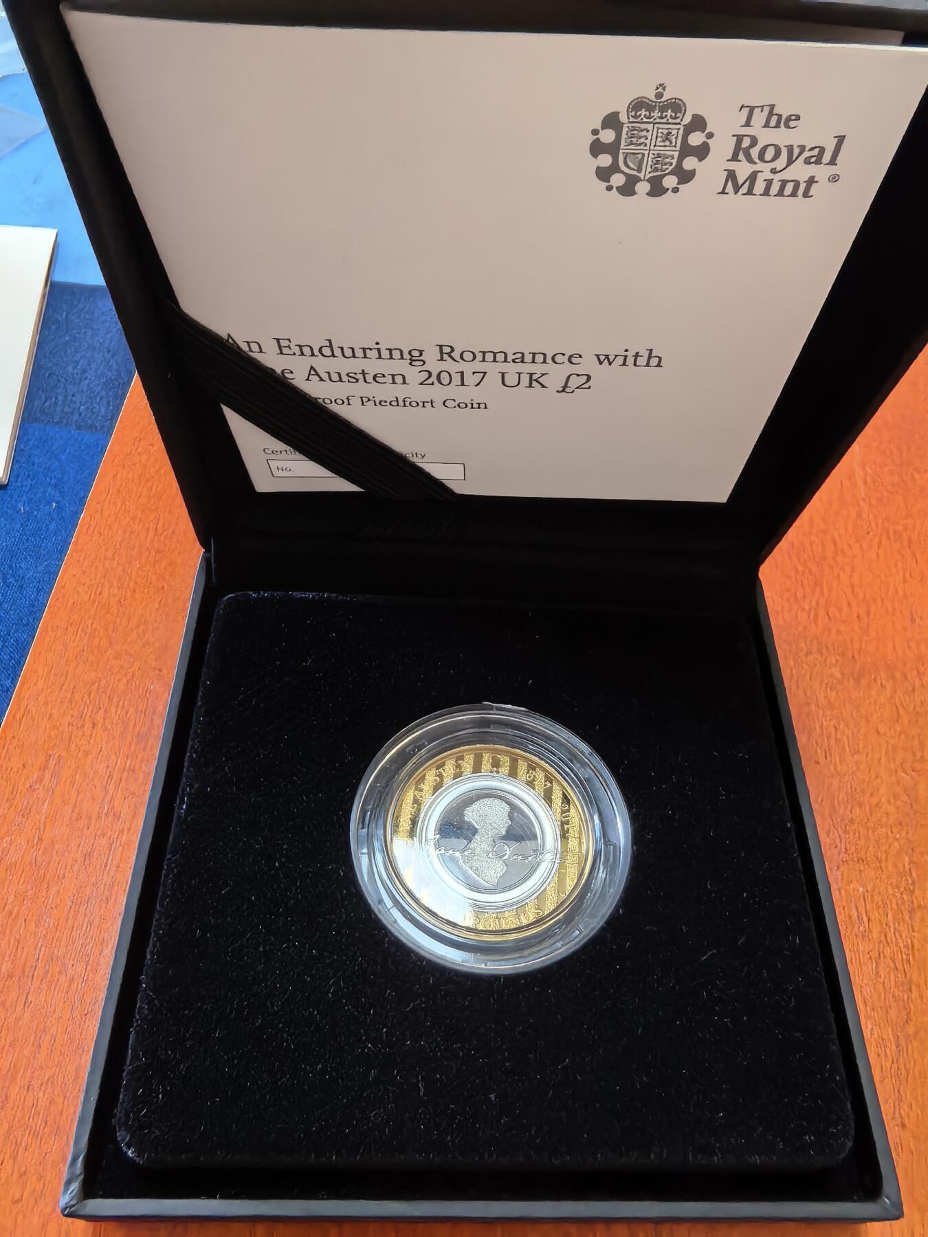 长老汇蛇年精选第九十一场拍卖 2017英国简奥斯汀2英镑双色加厚精制银币，24克925银，盒证全，2500枚，英国受欢迎程度仅次于莎士比亚的作家