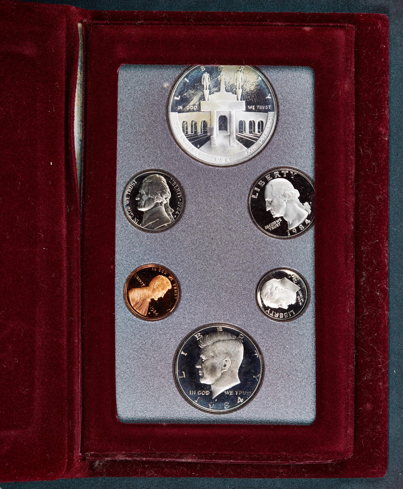 【俄甄集藏】2026年(046)01-07 星期三 晚 19:30 全场包邮