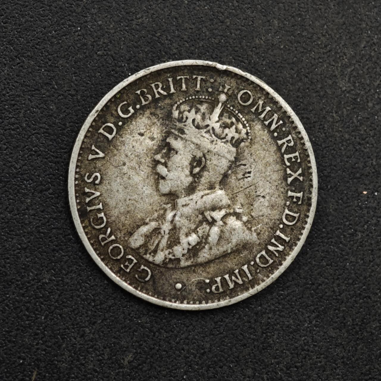 【淘币小摊】限时拍第八百三十九拍  散币银币场  满百包邮可预留两周  周一统一发货  澳大利亚1934年乔治五世3便士银币参考银价21