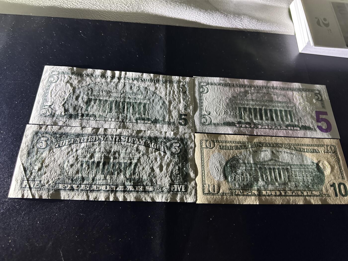 《外钞收藏家》第五百九十九期（畅拍场）（本平台长期征集拍品、欢迎藏友们联系合作） 美国彩版5和10全新+大头5UNC-、小头5美元AU 一起