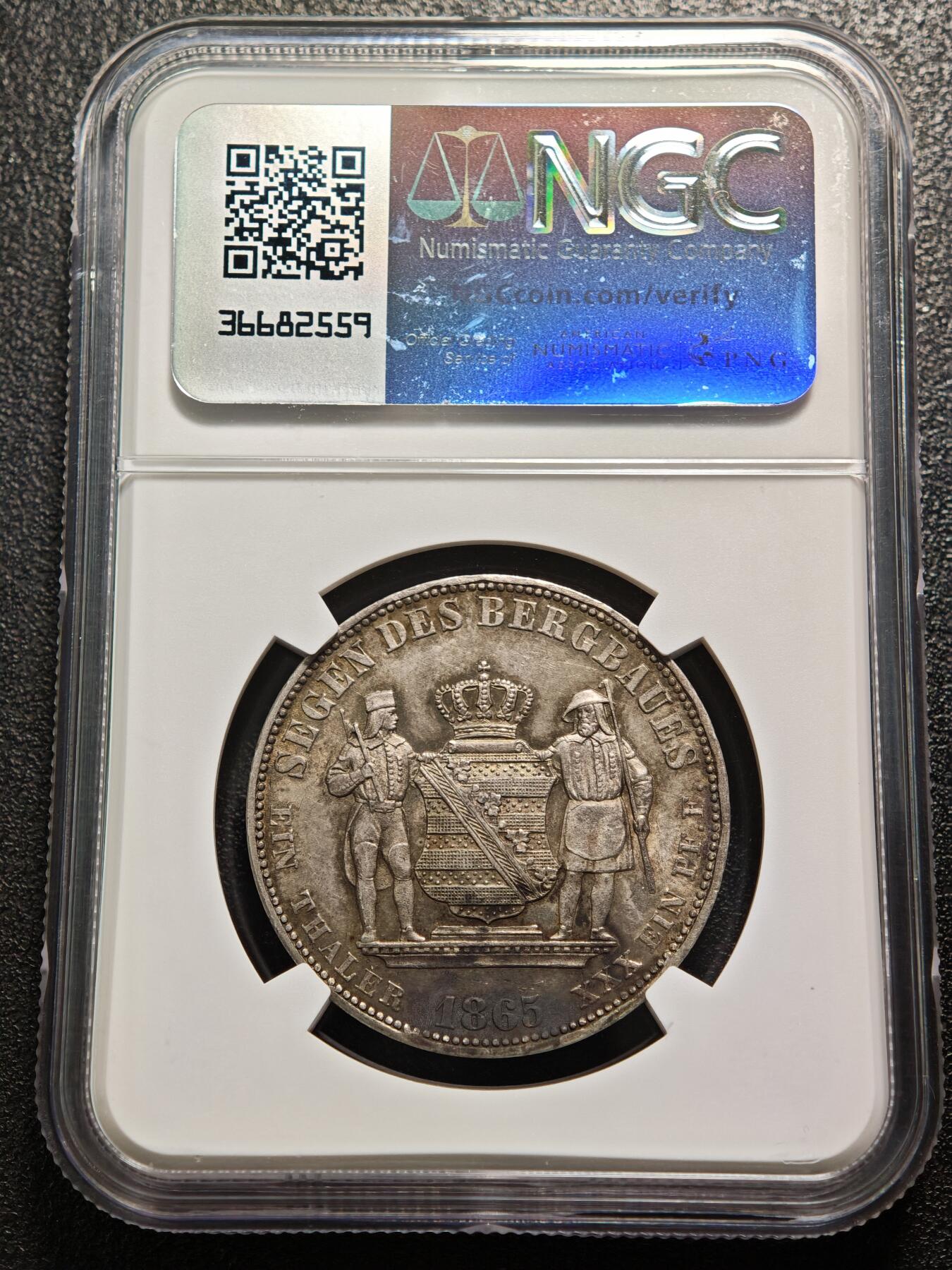 【德藏】世界币章拍卖第160期 1865年 德国萨克森王国矿业1泰勒银币 酱彩环状包浆状态好 NGC UNC