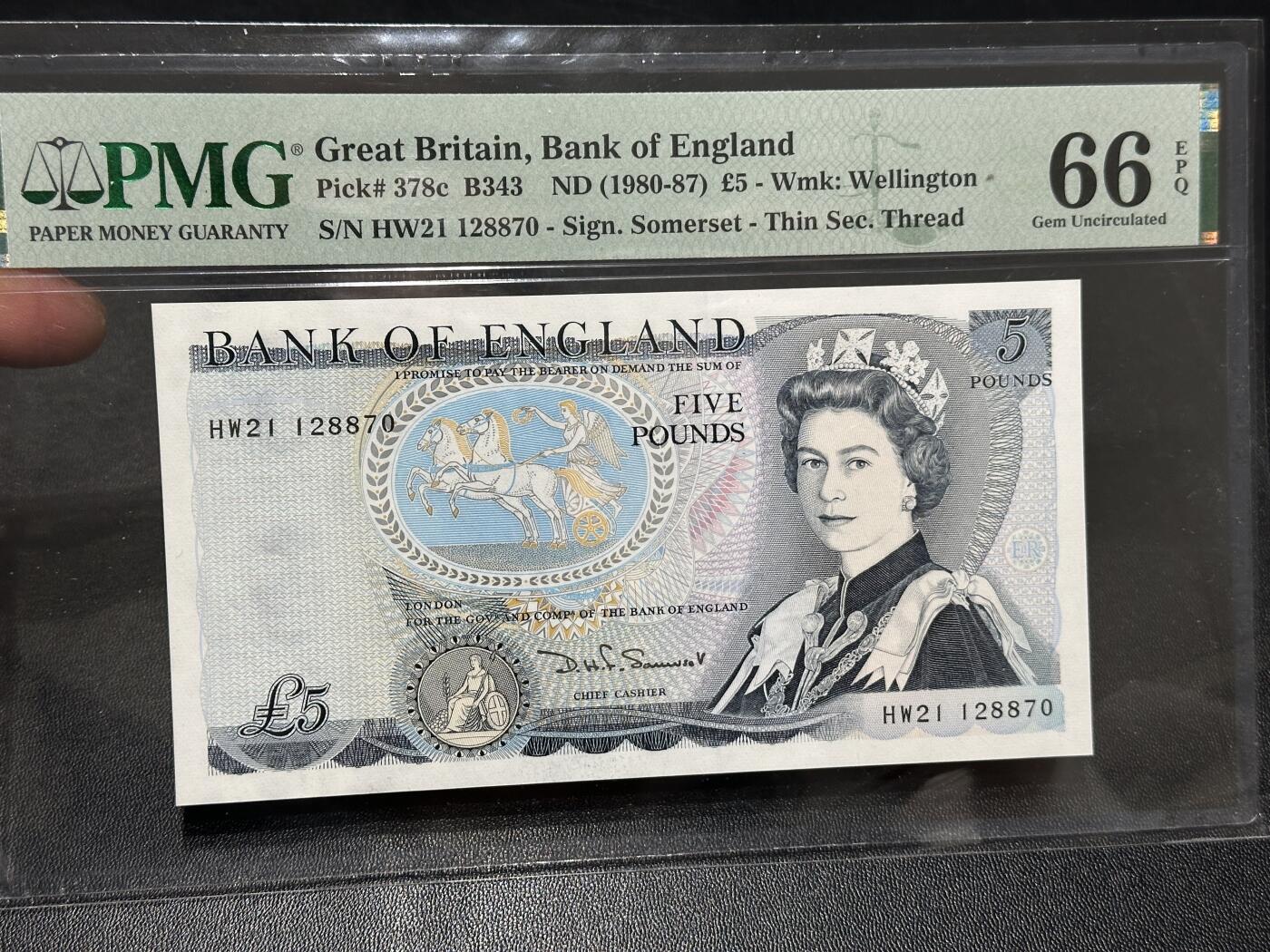 🎉🎉🎉《外钞收藏家》第六百期（年度庆典场）（本平台长期征集拍品、欢迎藏友们联系合作）❤️❤️❤️ 1980-87年英国D序列5镑 PMG66