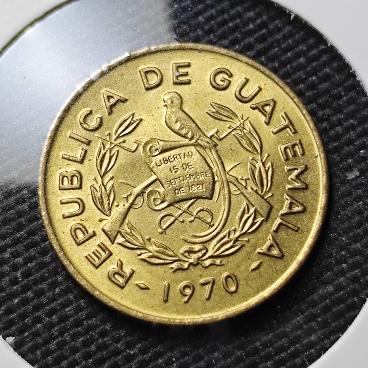 KK钱币收藏小铺  第385期  2月预留时间 周末发货  危地马拉1分铜币 好品