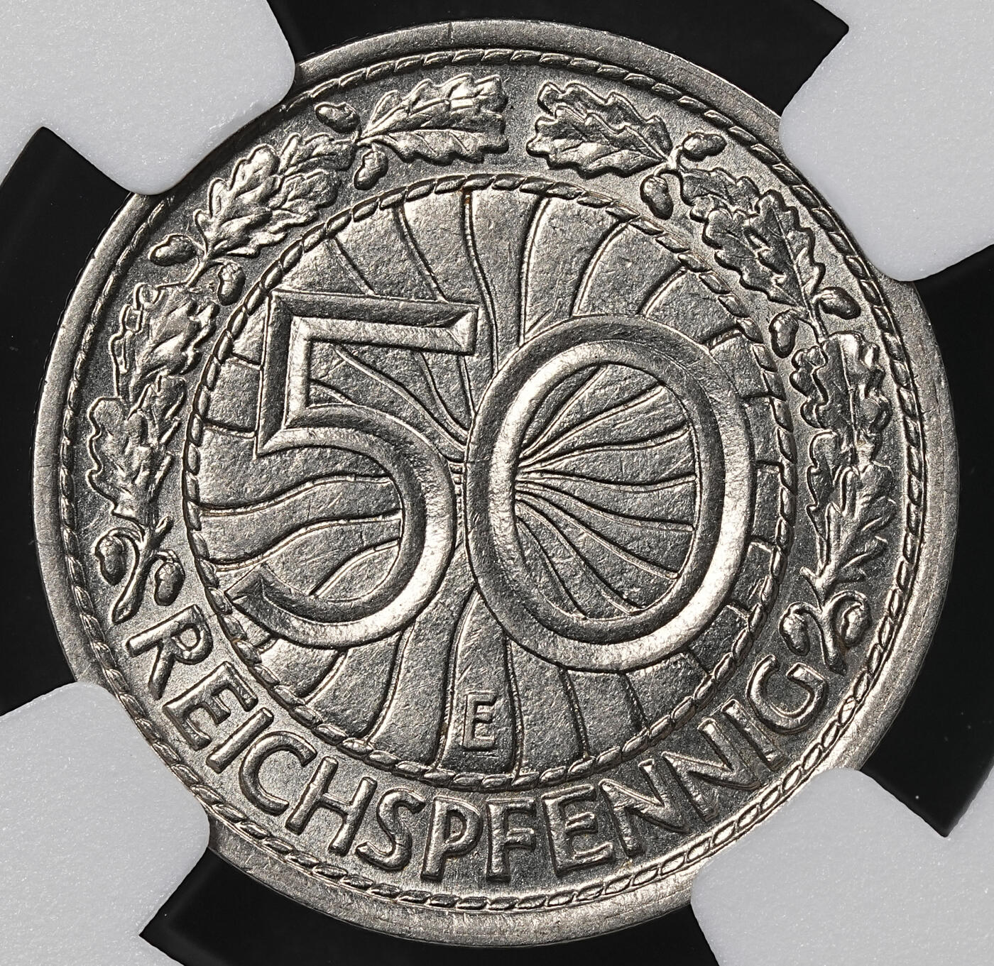 修遠堂世界钱币第一百期 NGC MS63 1927年德国50芬尼 E厂铭，较少见的厂铭