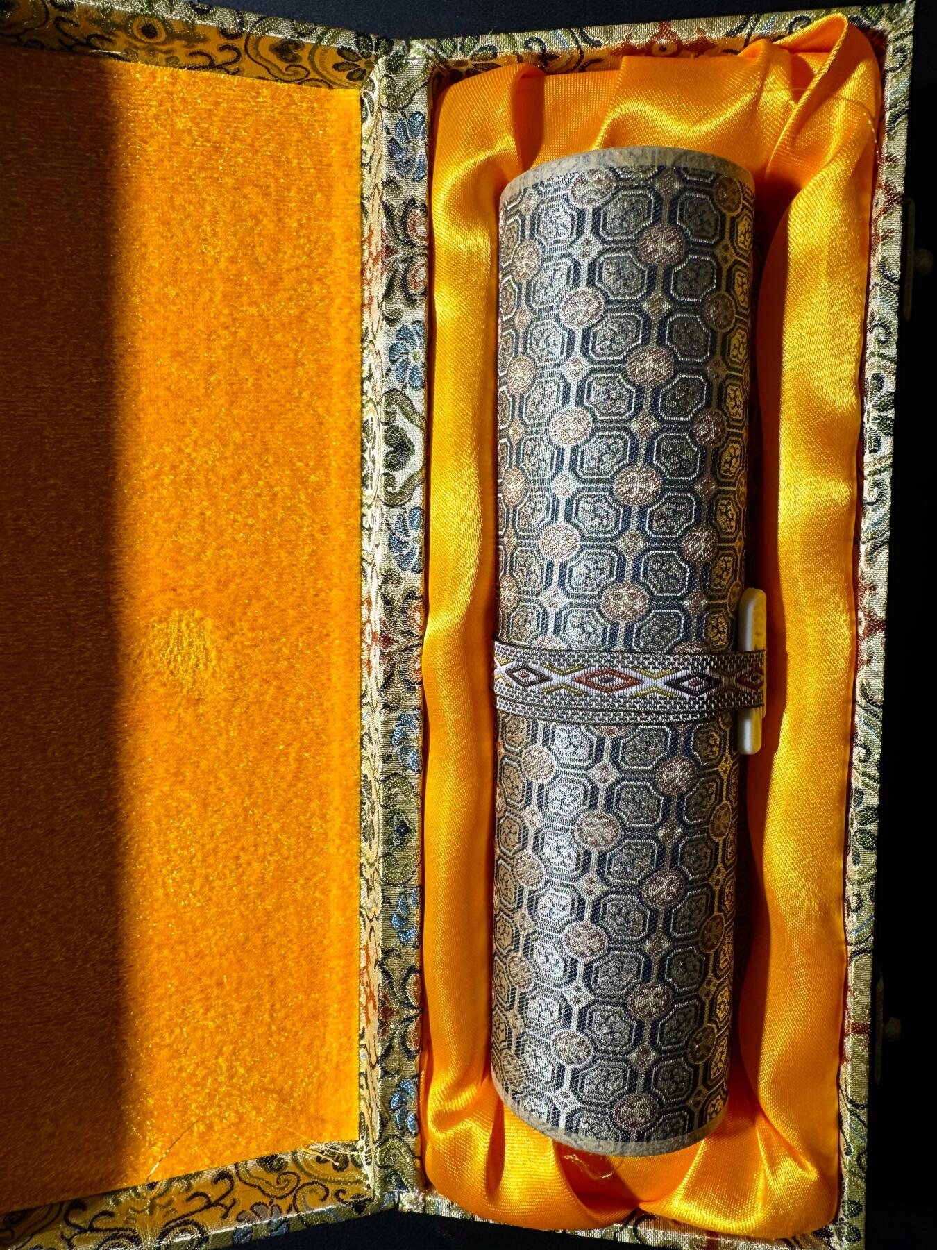 NO.20 好又多金牌大场，新年马到成功！新店点关注不迷路！每周一站式配齐，方便凑单！（周6晚8点截拍，卖家送拍0抽成！） 【卷轴】戴敦邦 醉翁亭记 超长卷轴+宋锦礼盒