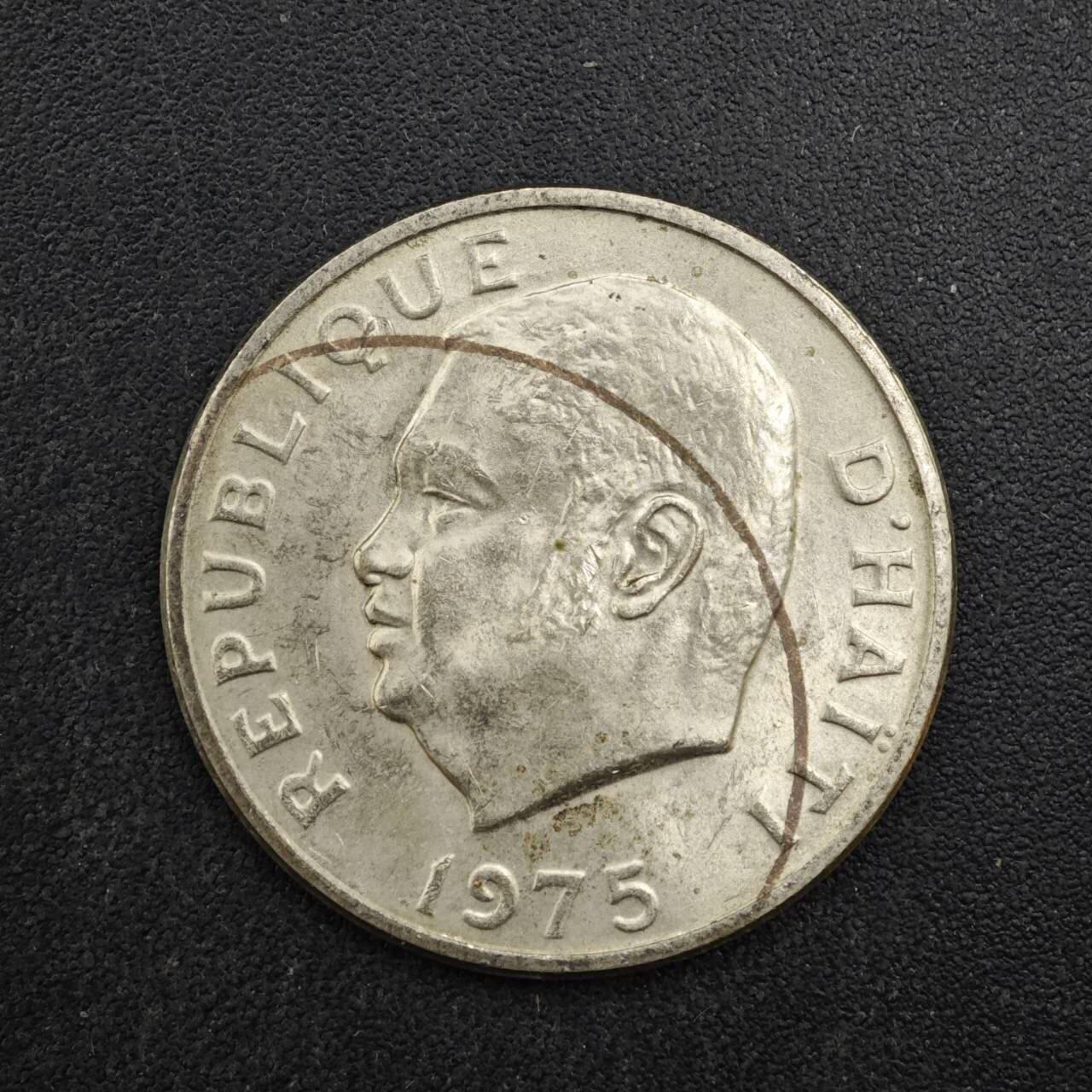 【淘币小摊】限时拍第八百四十拍  散币银币场  满百包邮可预留两周  周一统一发货  海地1975年10分fao纪念币