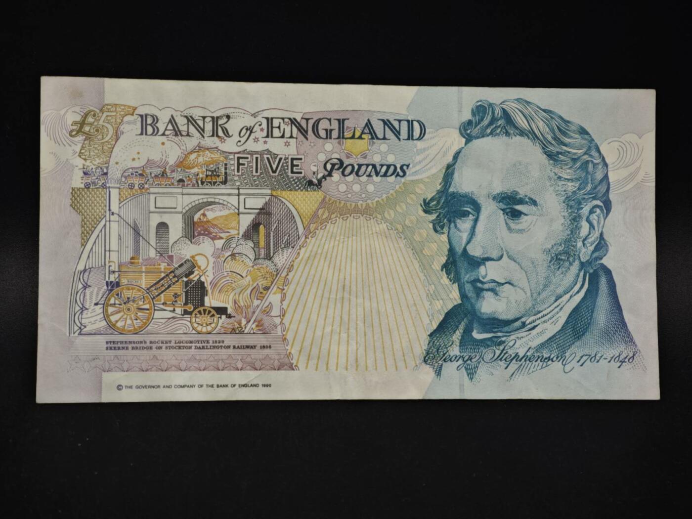 【淘币小摊】限时拍第八百四十二拍  纸币场  满百包邮可预留两周  周一统一发货  英国英格兰银行5镑纸币【有折】