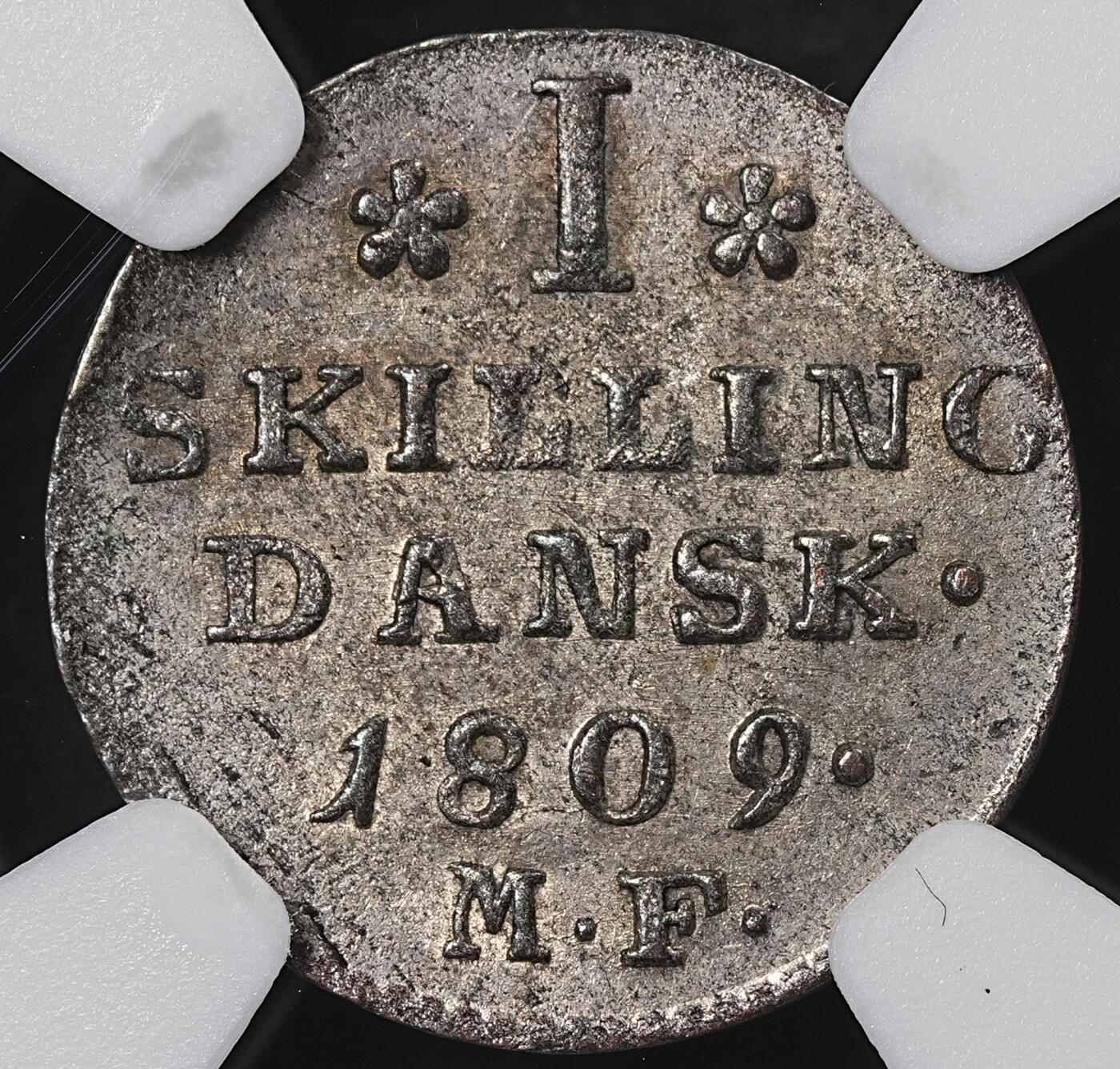 修遠堂世界钱币第一百期 NGC AU58 1809年丹麦1 SKILLING