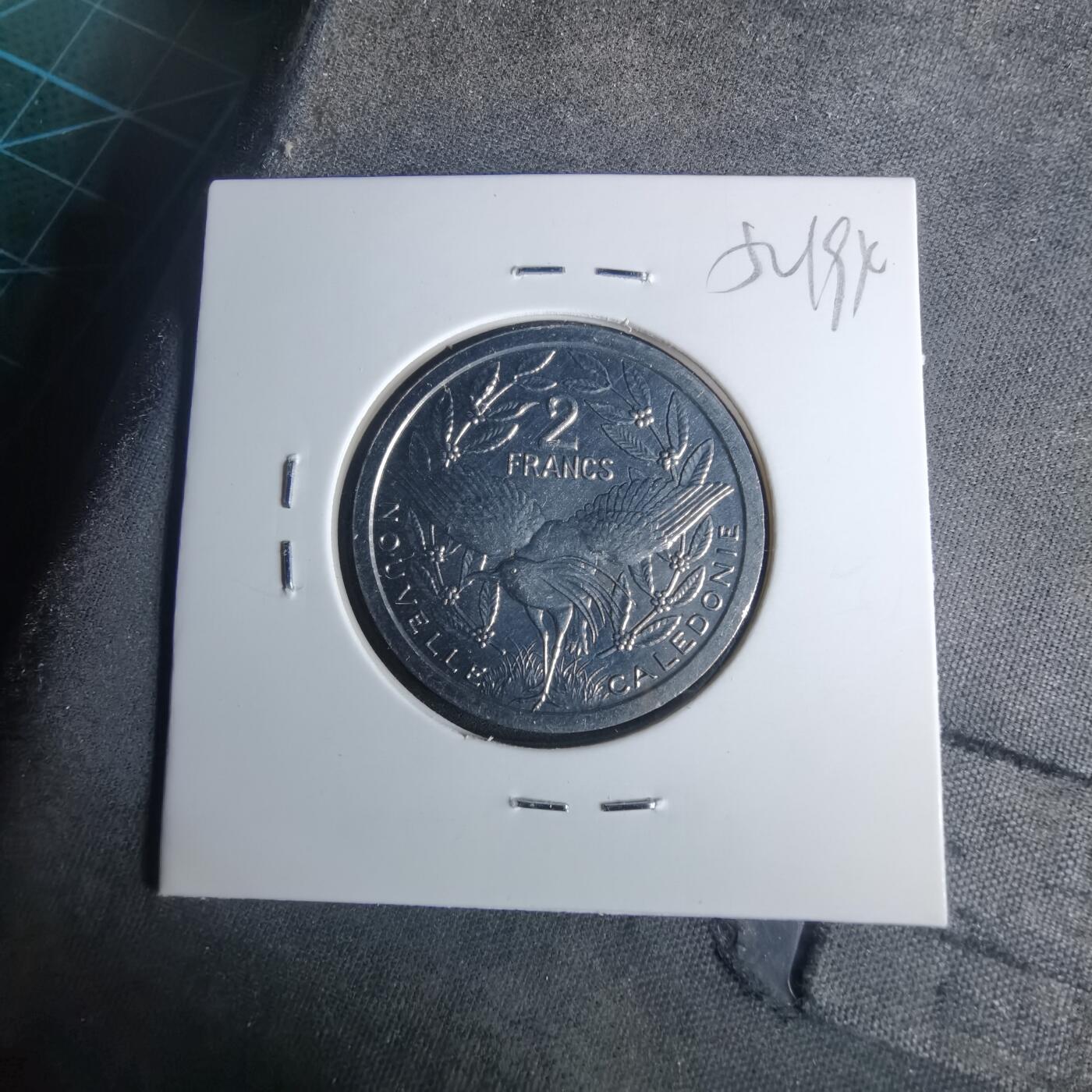 沼泽如烟--第952场 法属新喀里多尼亚1983年2法郎