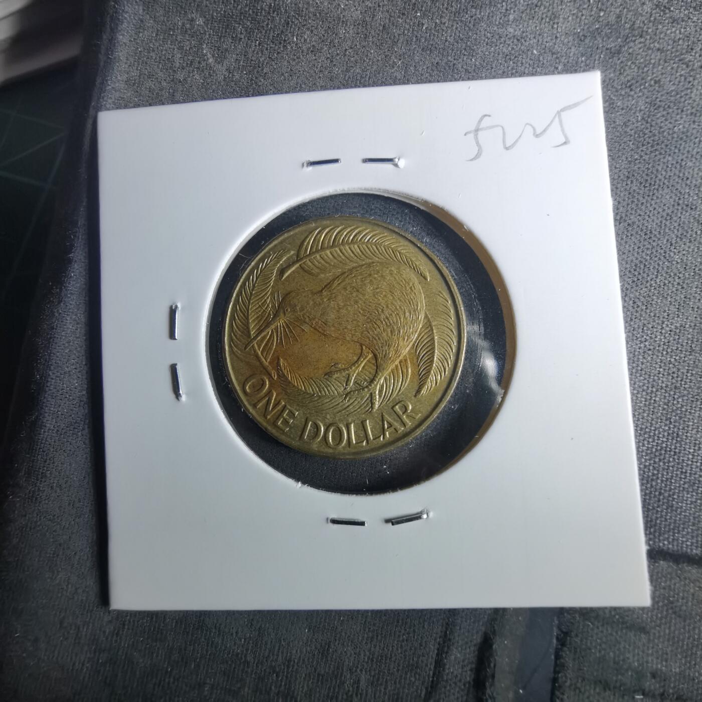 沼泽如烟--第952场 新西兰1990年一元