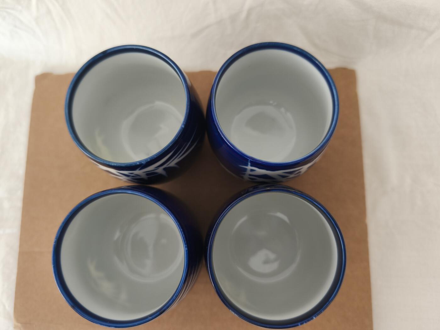 海外回流精品专场1.11 全新有款竹子图案蓝釉汤吞杯四只 
