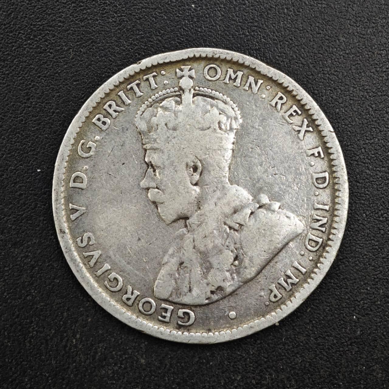 【淘币小摊】限时拍第八百四十拍  散币银币场  满百包邮可预留两周  周一统一发货  澳大利亚1917年乔治五世一先令银币参考银价90