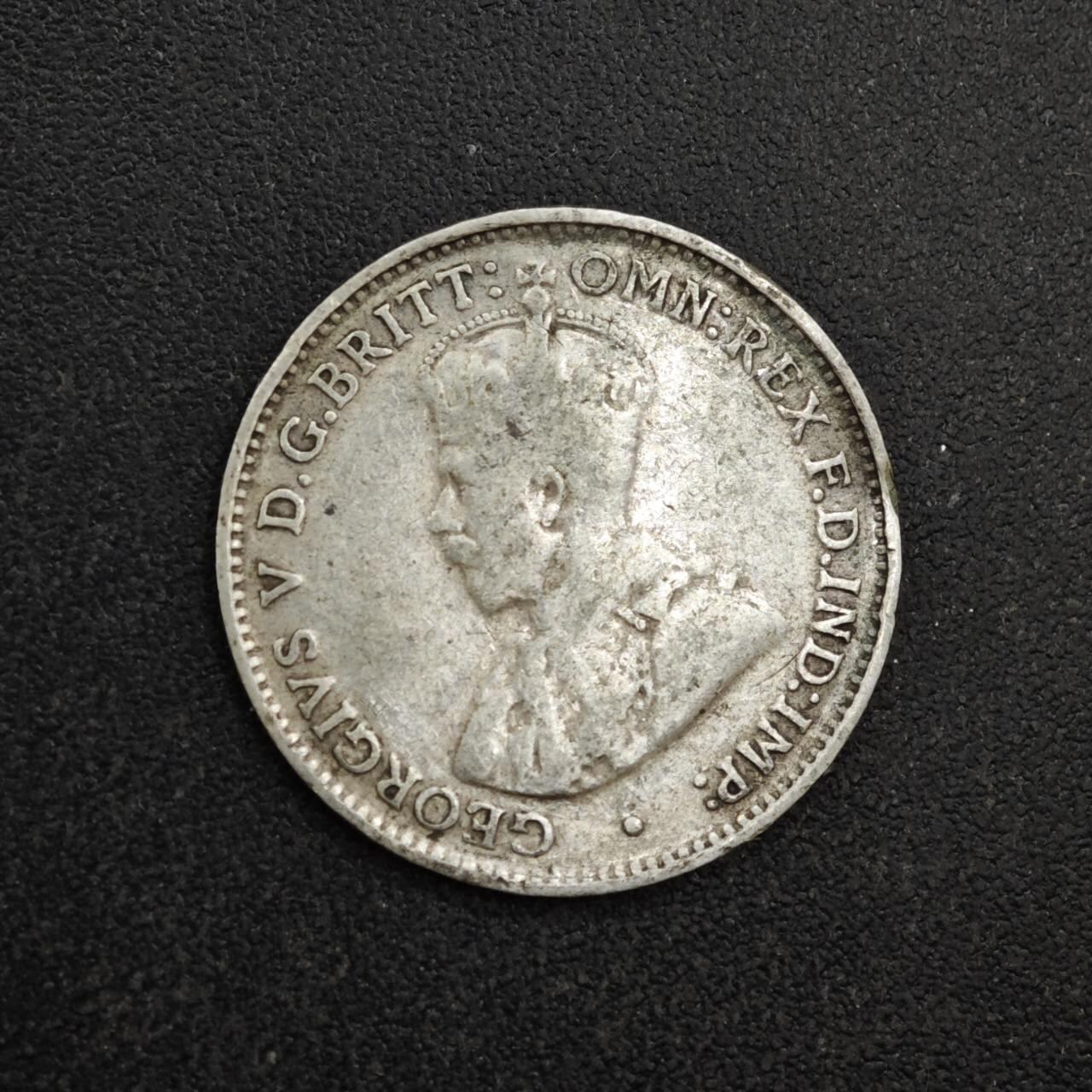 【淘币小摊】限时拍第八百四十拍  散币银币场  满百包邮可预留两周  周一统一发货  澳大利亚1928年乔治五世3便士银币参考银价22