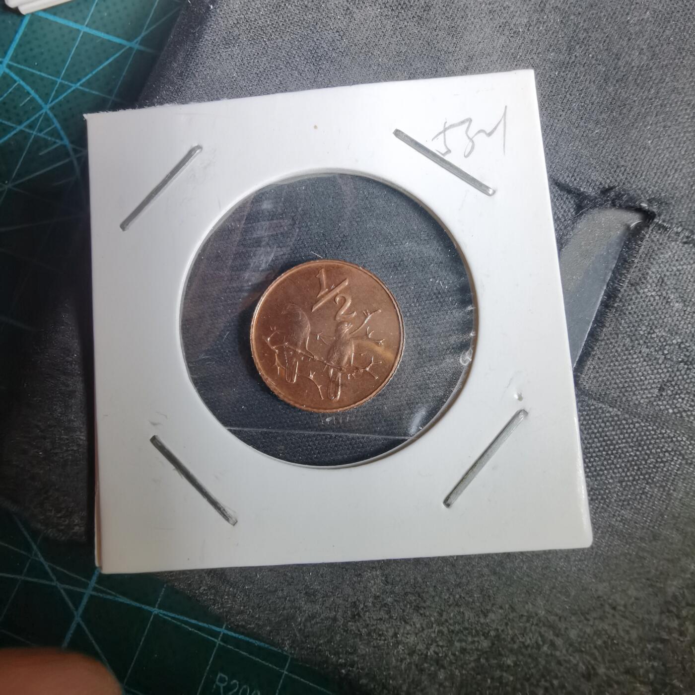 沼泽如烟--第953场 南非1971年半分精制币