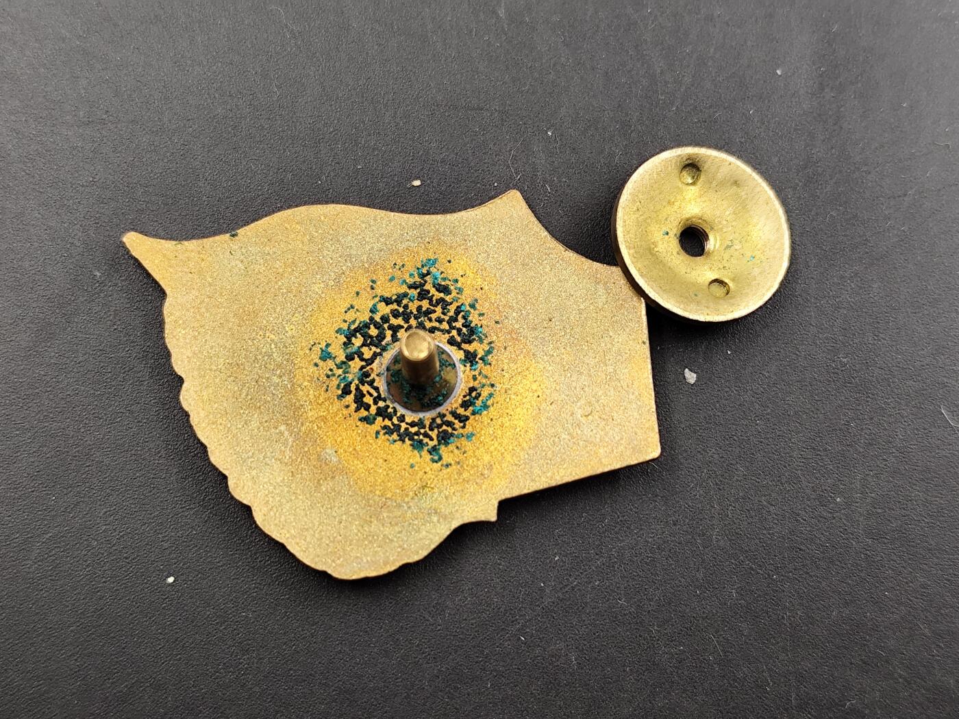 1月6日徽章钱币专场 苏联比列伊尼号巡洋舰纪念章 铜制珐琅