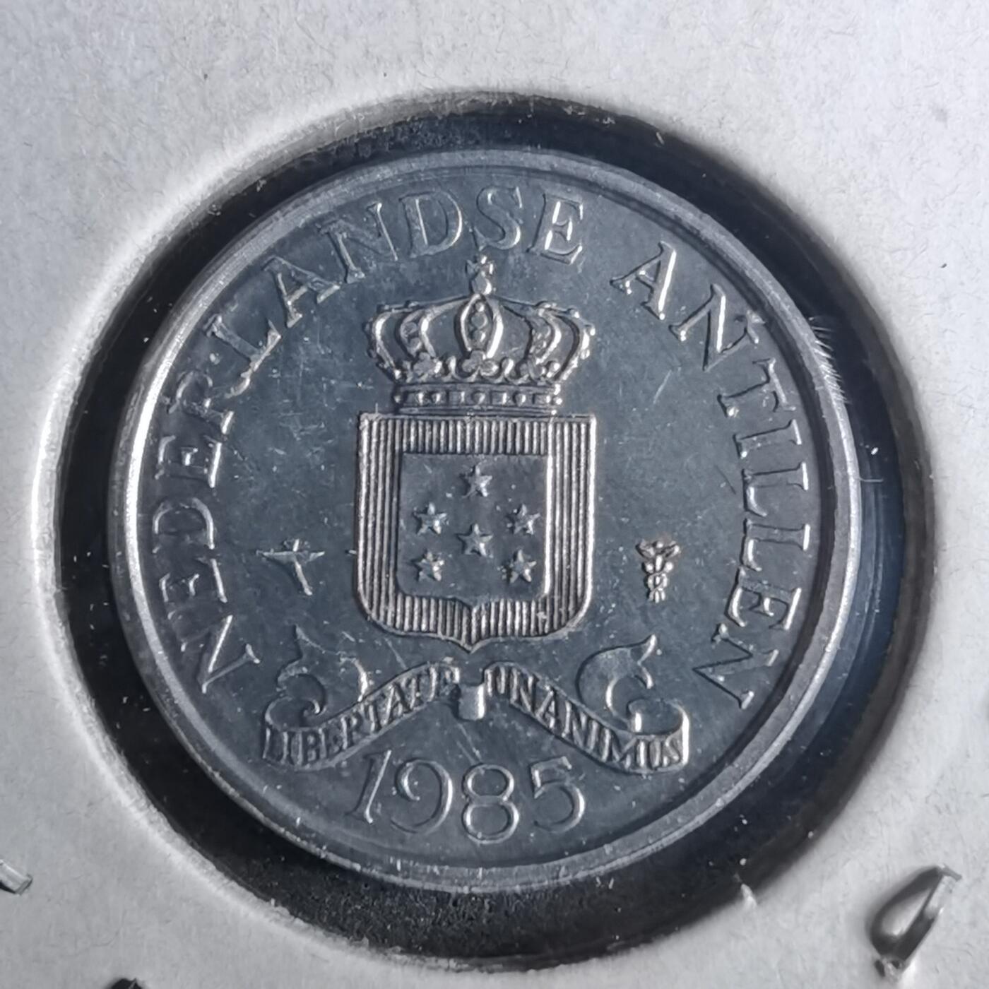 沼泽如烟--第952场 荷属安的列斯1985年一分