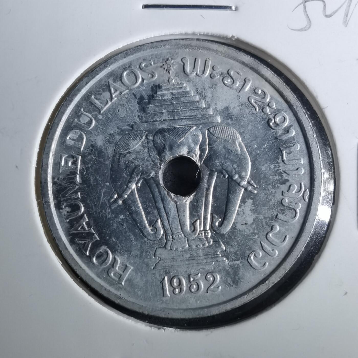 沼泽如烟--第952场 老挝1952年20分