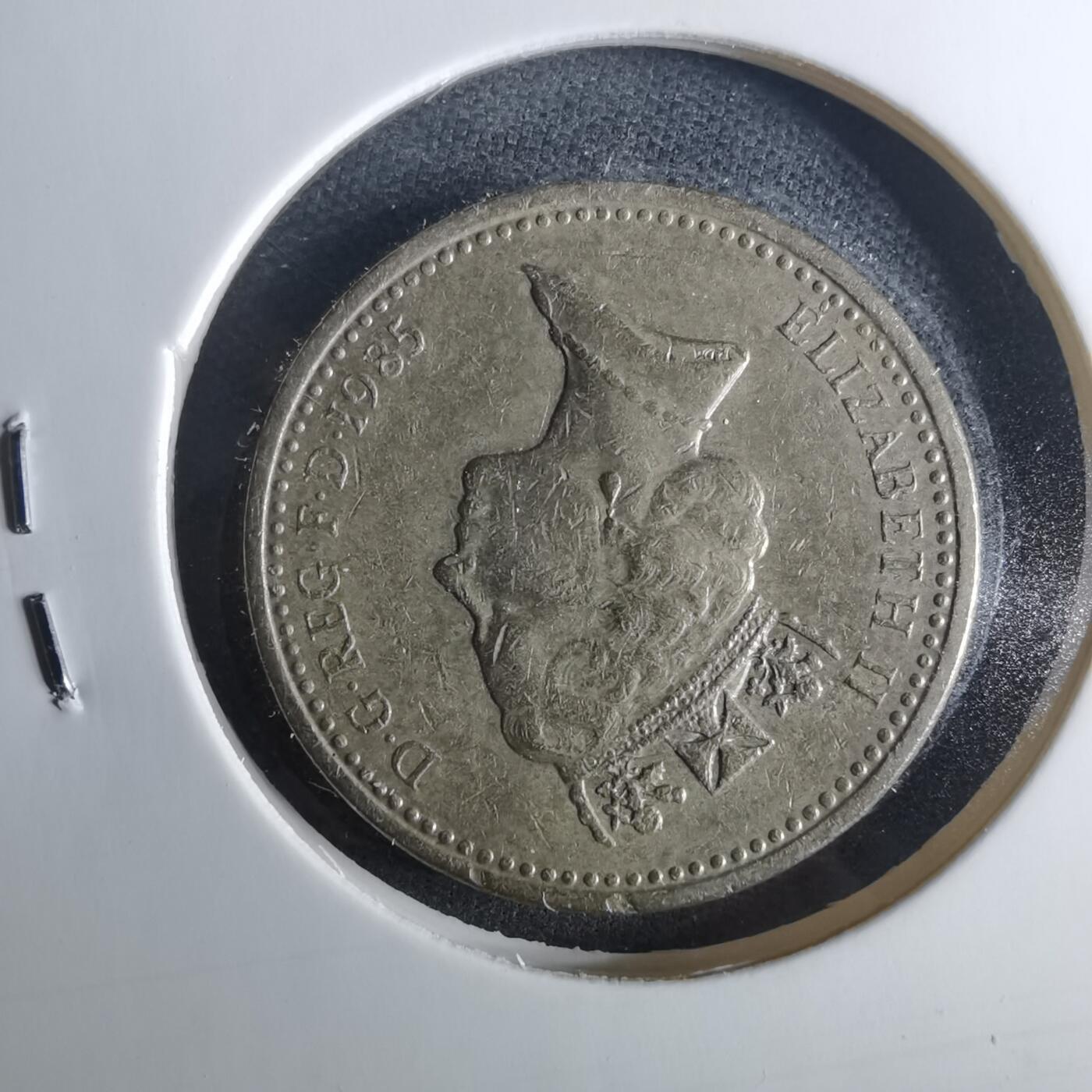 沼泽如烟--第952场 英国1985年1磅