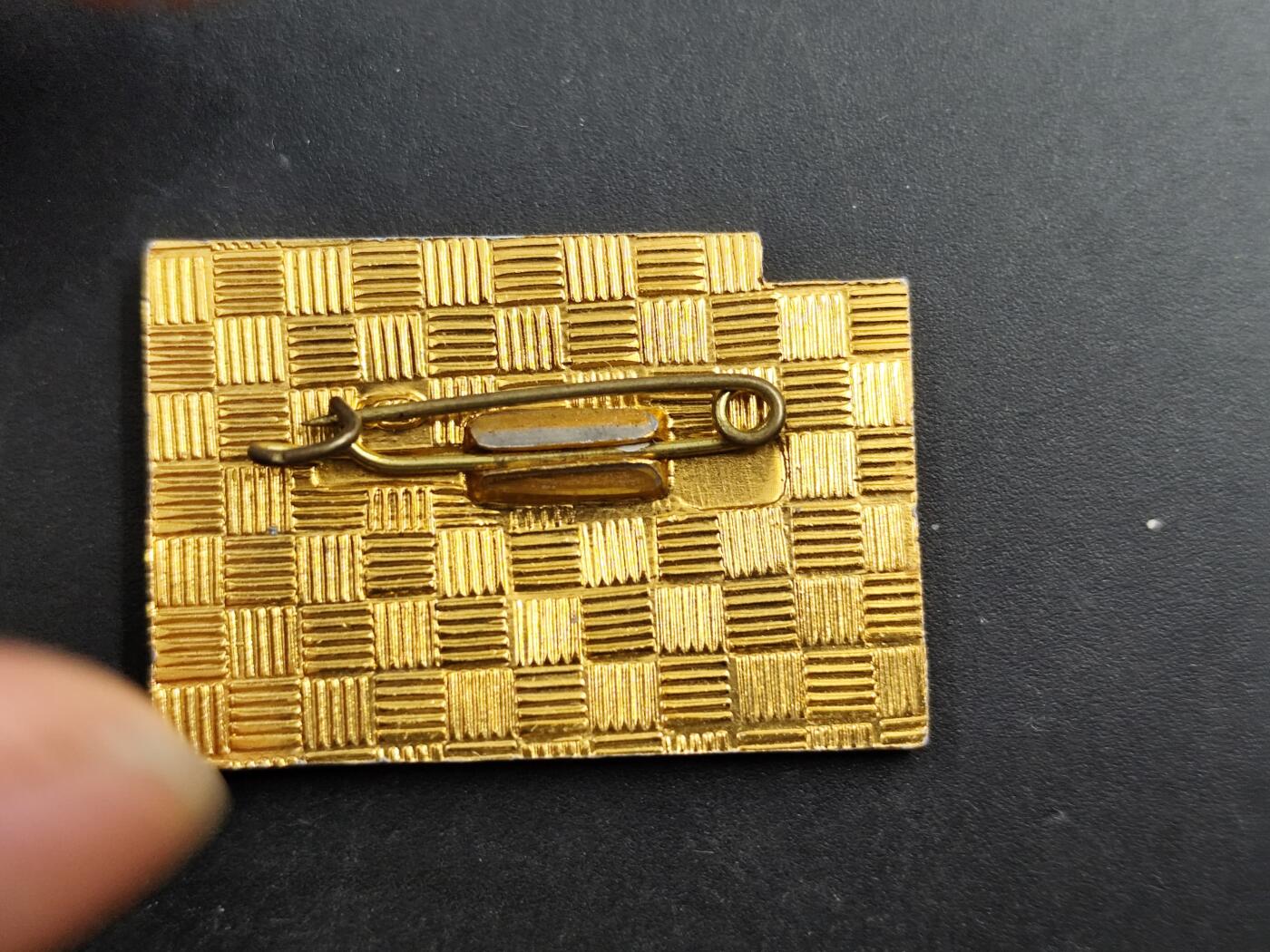 1月6日徽章钱币专场 苏联基洛夫号红旗巡洋舰纪念章