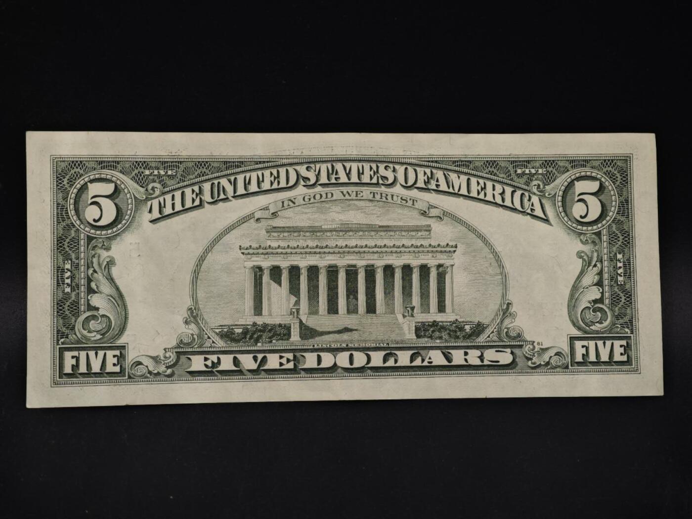 【淘币小摊】限时拍第八百四十二拍  纸币场  满百包邮可预留两周  周一统一发货  美国1988年5元纸币【有折】