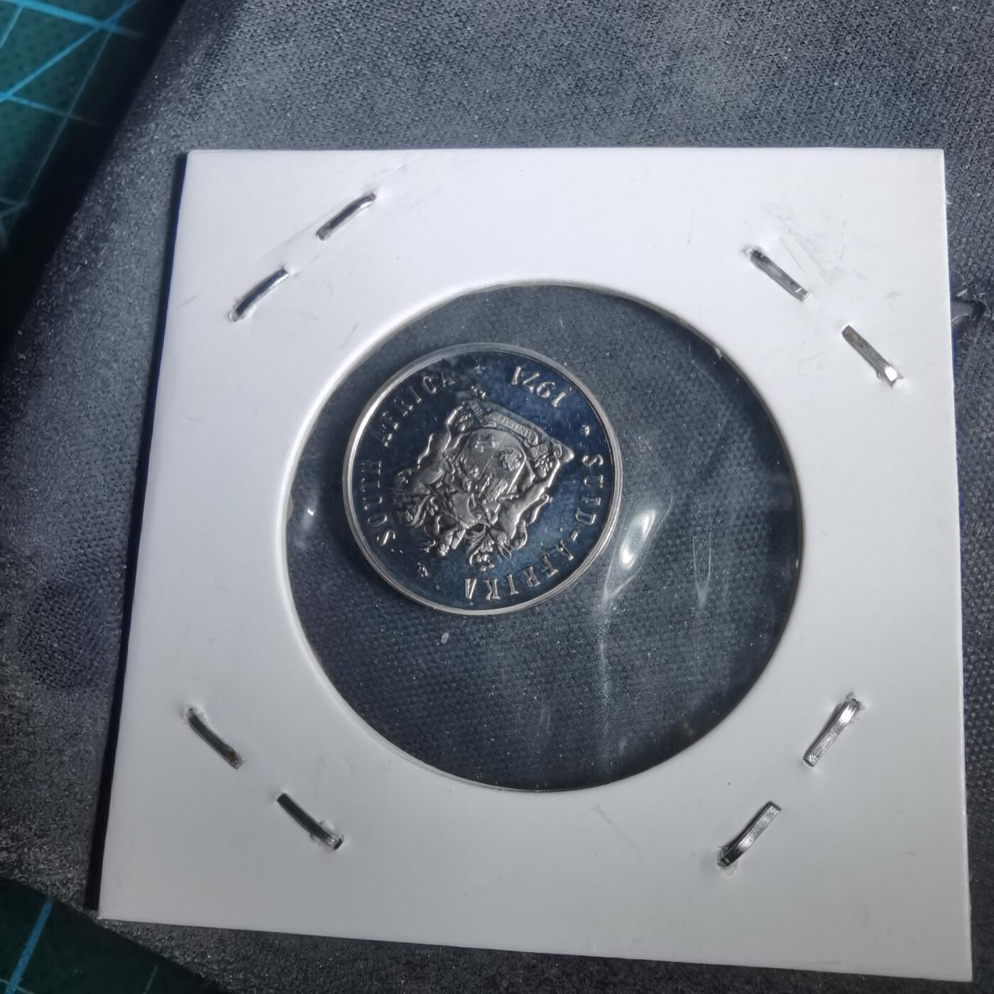 沼泽如烟--第953场 南非1971年5分精制币