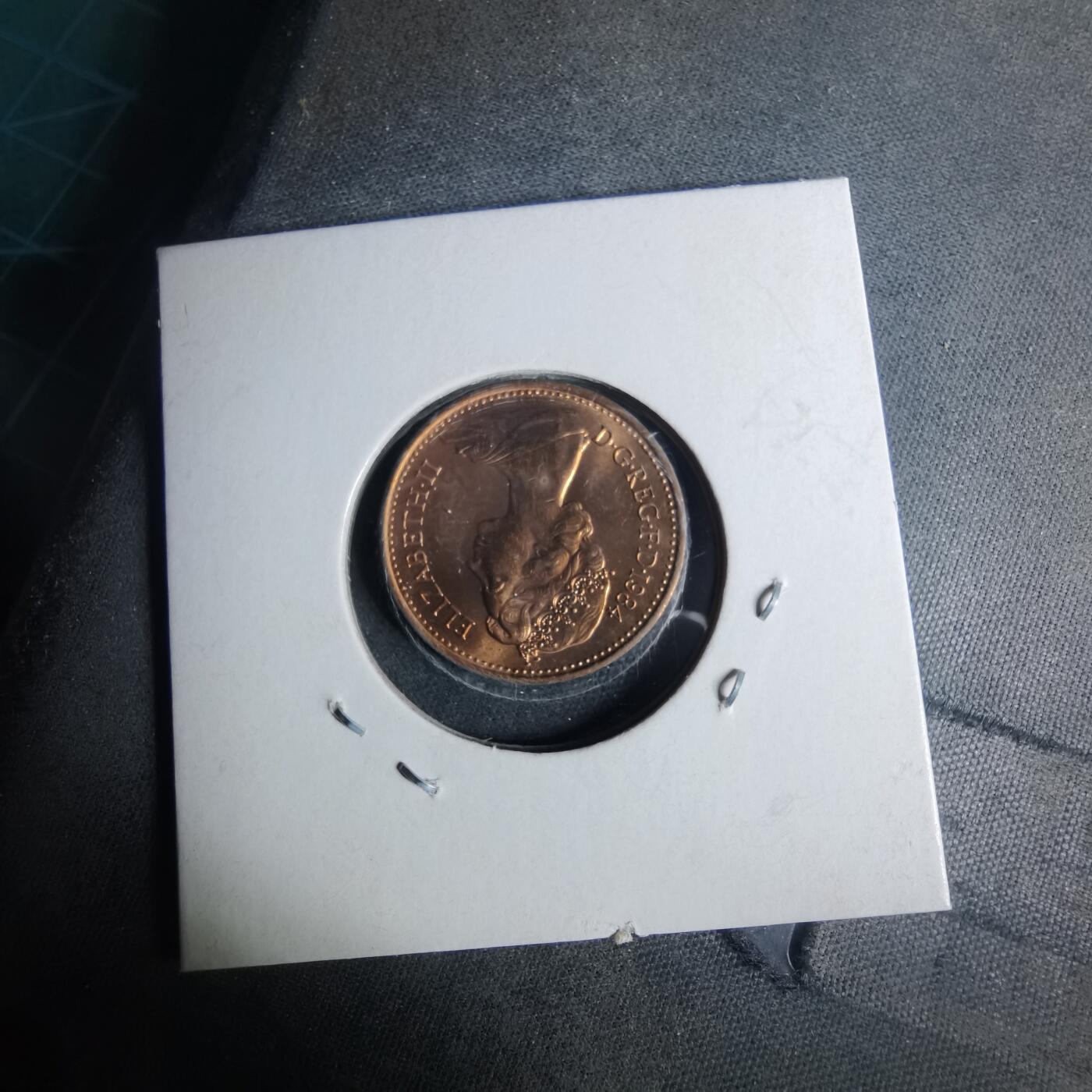 沼泽如烟--第952场 英国1984年1便士