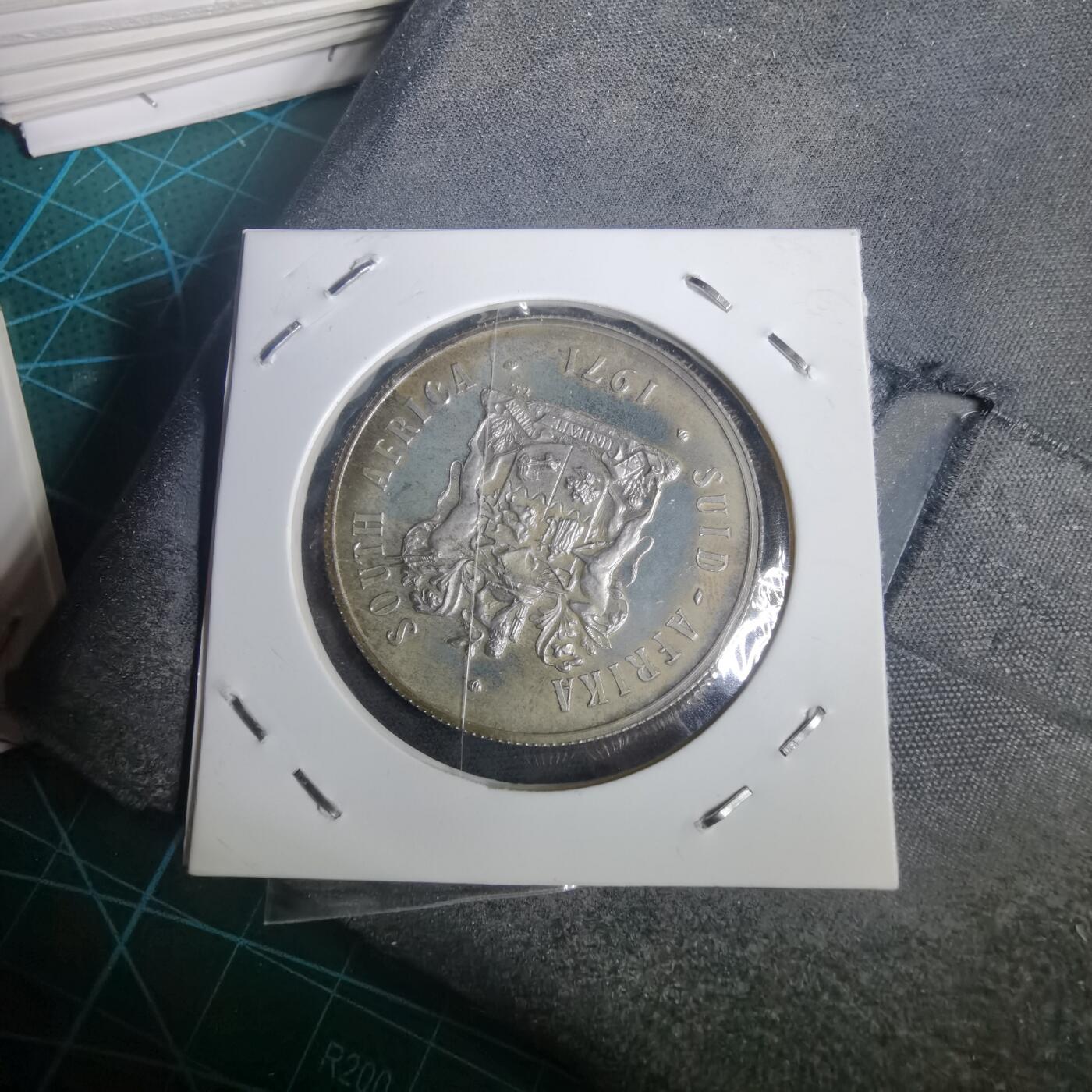 沼泽如烟--第953场 南非1971年1兰特精制银币