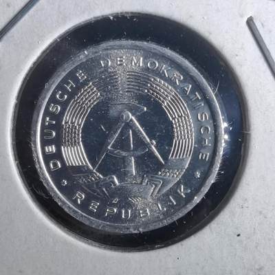 沼泽如烟--第952场 - 东德1985年1芬尼