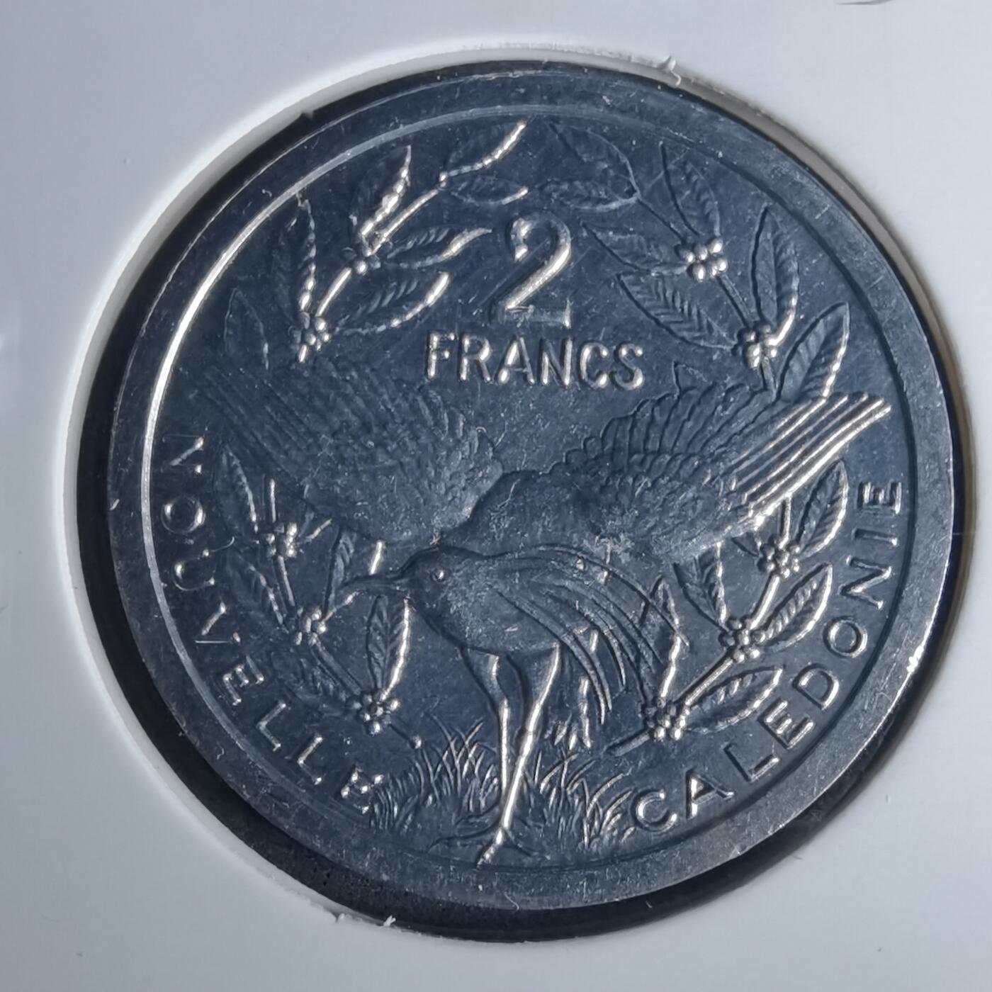 沼泽如烟--第952场 法属新喀里多尼亚1983年2法郎