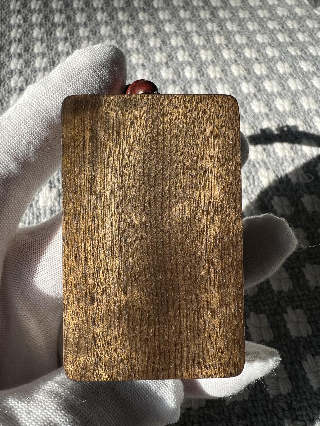 零元拍：C02金丝楠牌子，香喷喷的小金砖，金光闪闪，61/38.9/13MM