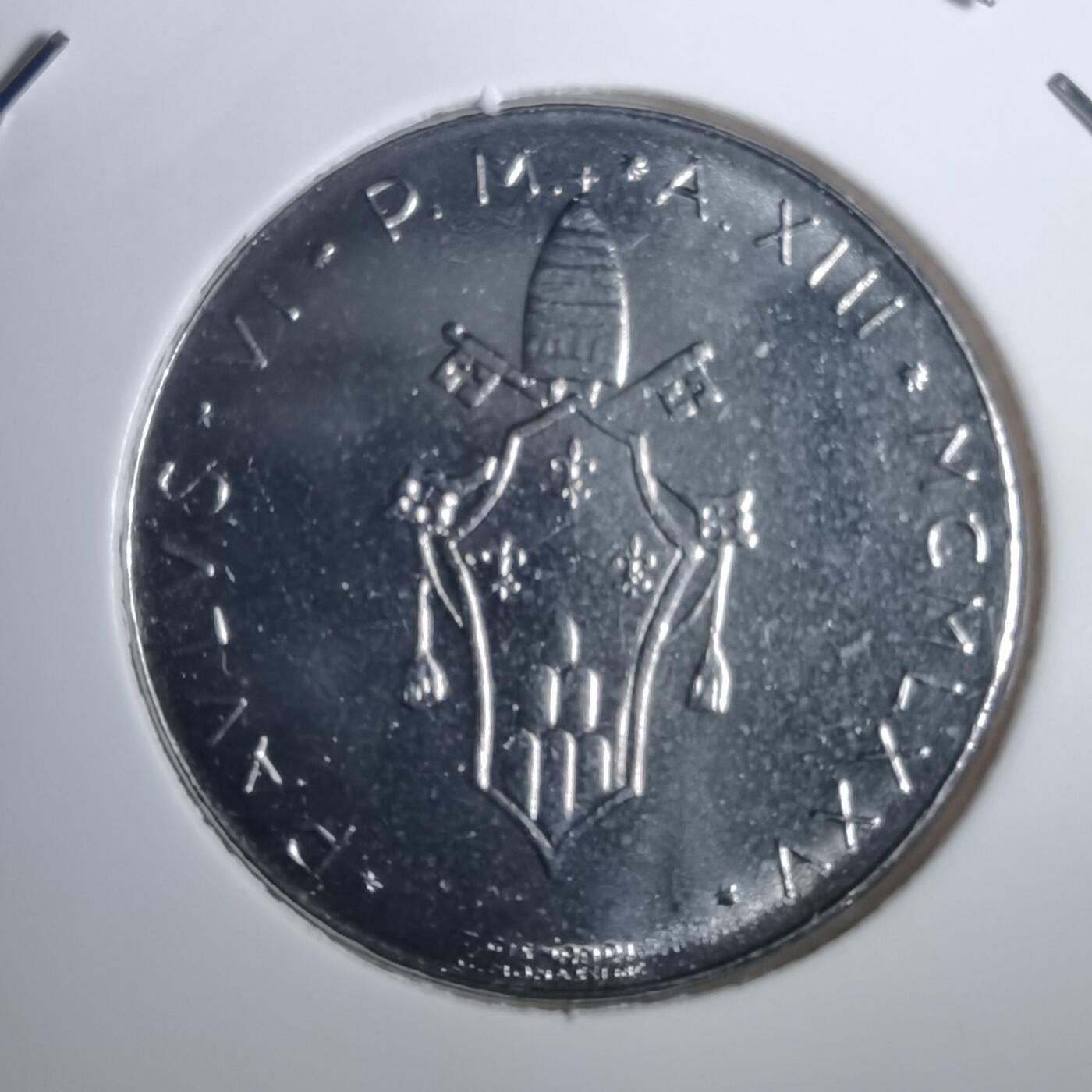 沼泽如烟--第953场 梵蒂冈50里拉