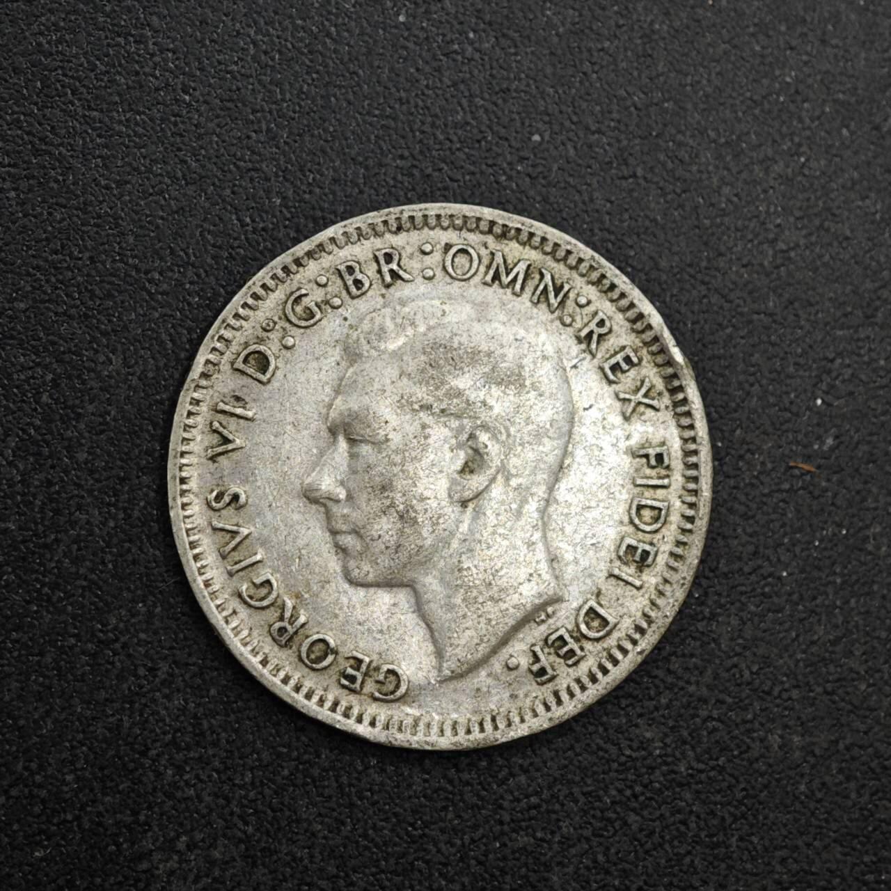 【淘币小摊】限时拍第八百四十拍  散币银币场  满百包邮可预留两周  周一统一发货  澳大利亚1951年乔治六世3便士银币参考银价12