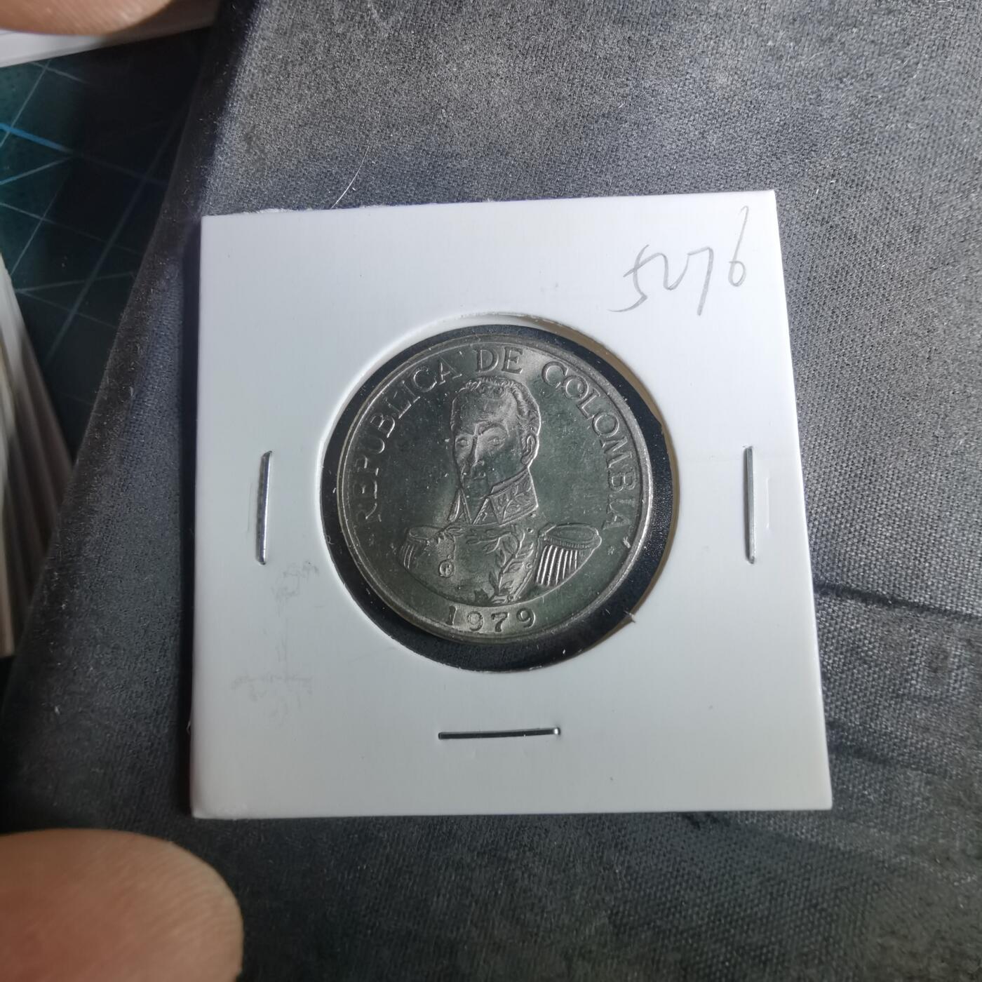 沼泽如烟--第952场 哥伦比亚1979年1比索