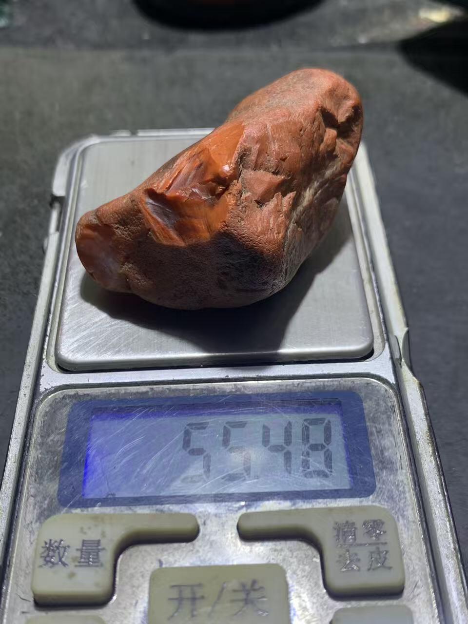 精美红皮冻红开窗料南红玛瑙原石一颗