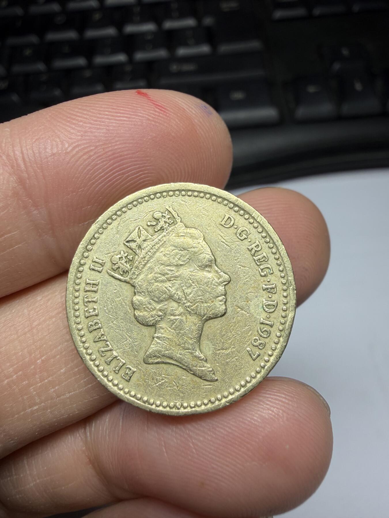 2026年集古藏今外币拍卖第一期-第2场—（总第299拍），可以寄存60天，满160元包邮。 1997年英国一镑