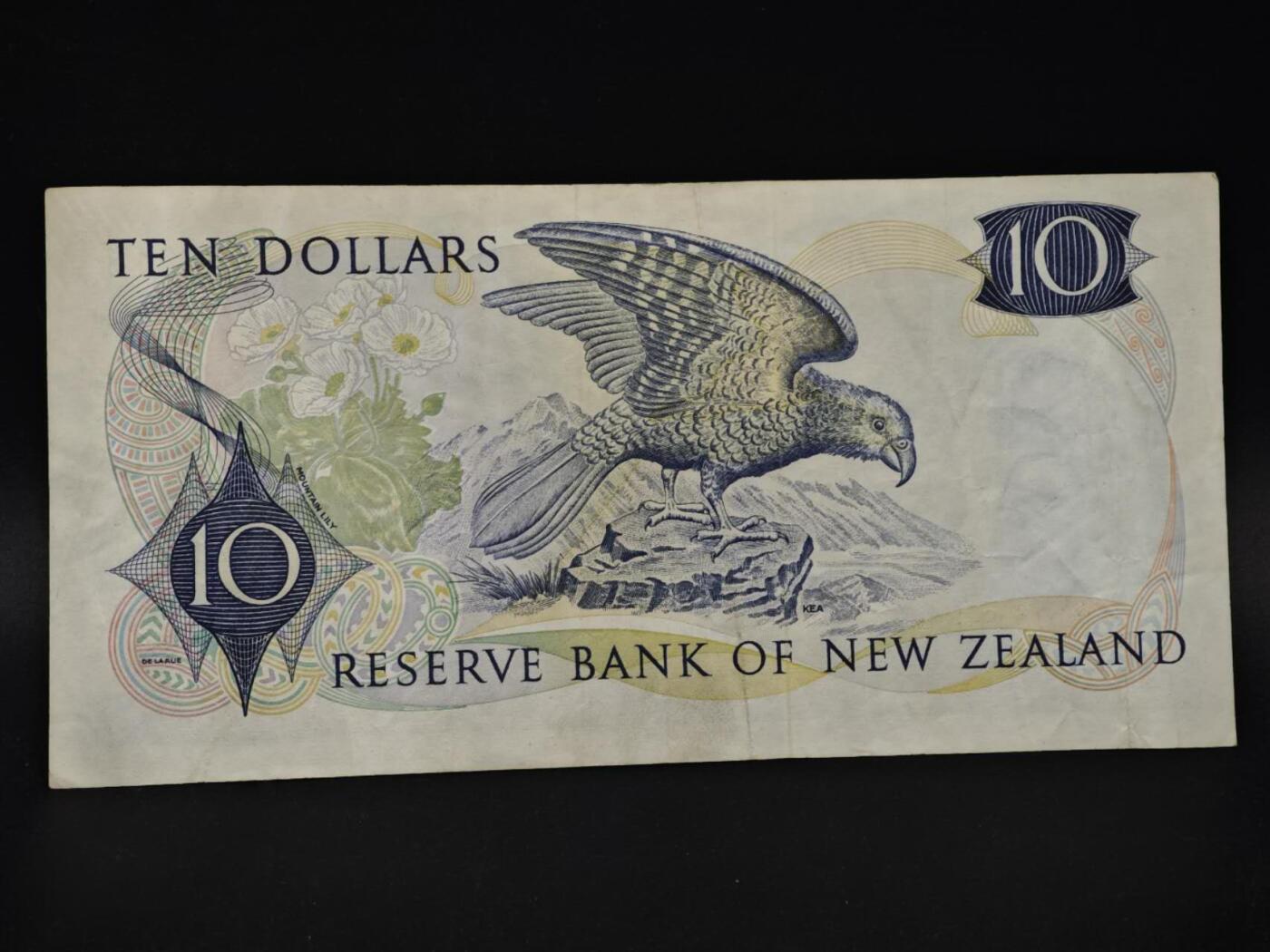 【淘币小摊】限时拍第八百四十二拍  纸币场  满百包邮可预留两周  周一统一发货  新西兰10元纸币【有折】