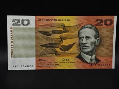 【淘币小摊】限时拍第八百四十二拍  纸币场  满百包邮可预留两周  周一统一发货  - 澳大利亚20元纸币【有折】