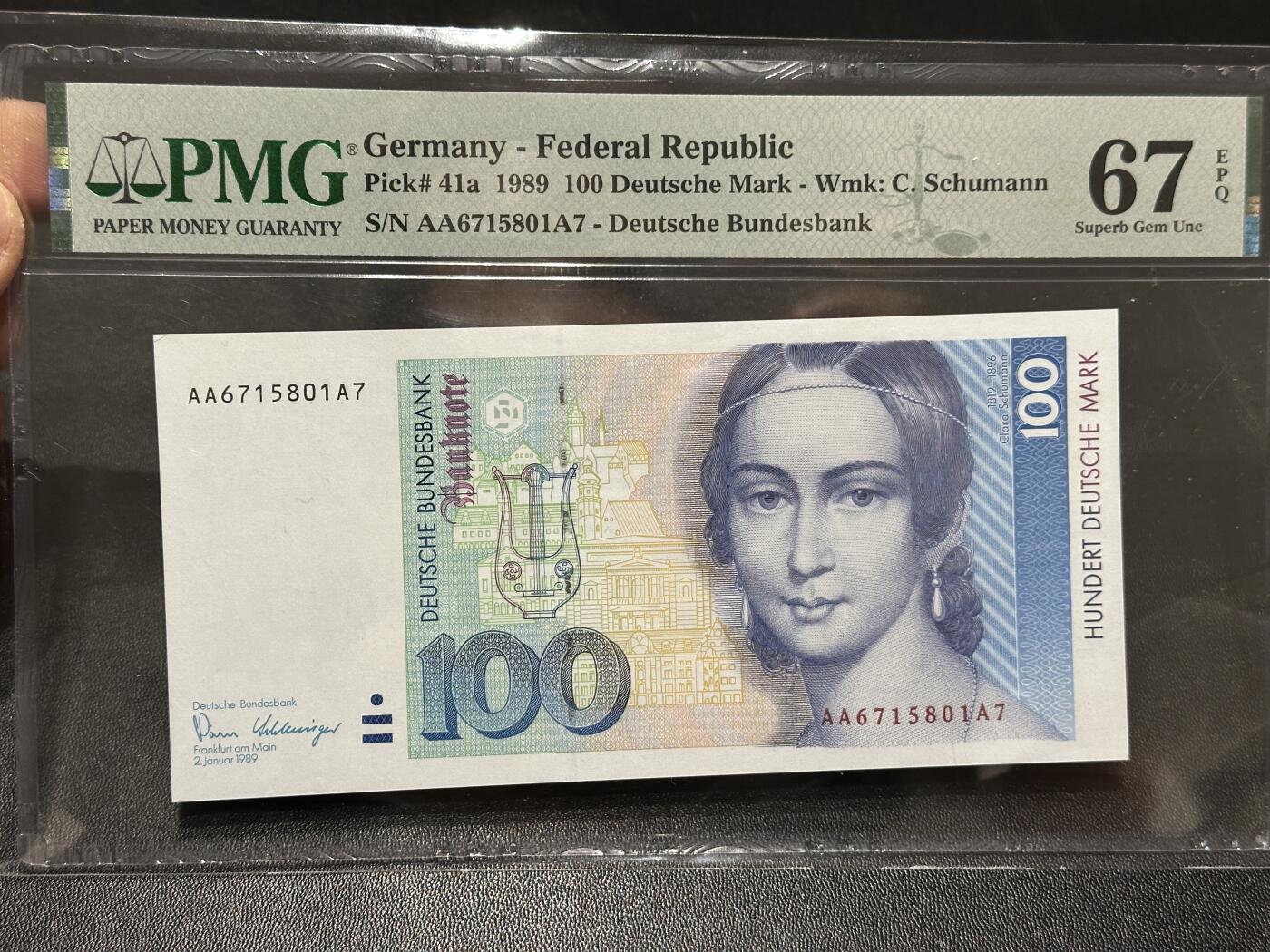 🎉🎉🎉《外钞收藏家》第六百期（年度庆典场）（本平台长期征集拍品、欢迎藏友们联系合作）❤️❤️❤️ 1989年德国100马克 克拉拉 PMG67 AAA冠