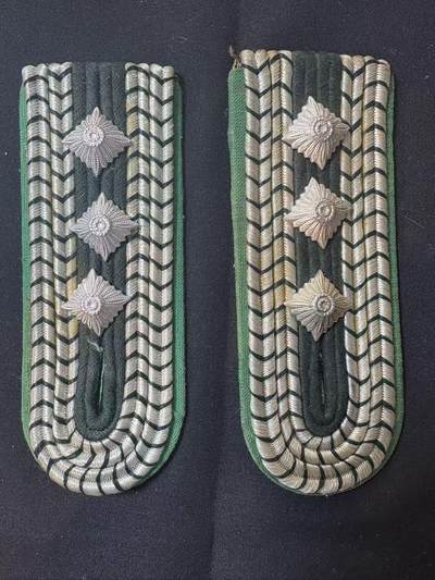 罗岚⭐爱藏⭐甄选专拍第三场-分享拍场赚佣（实体店在建中···） - 民主德国边防人民警察二级准尉肩章（对应二级军士长）