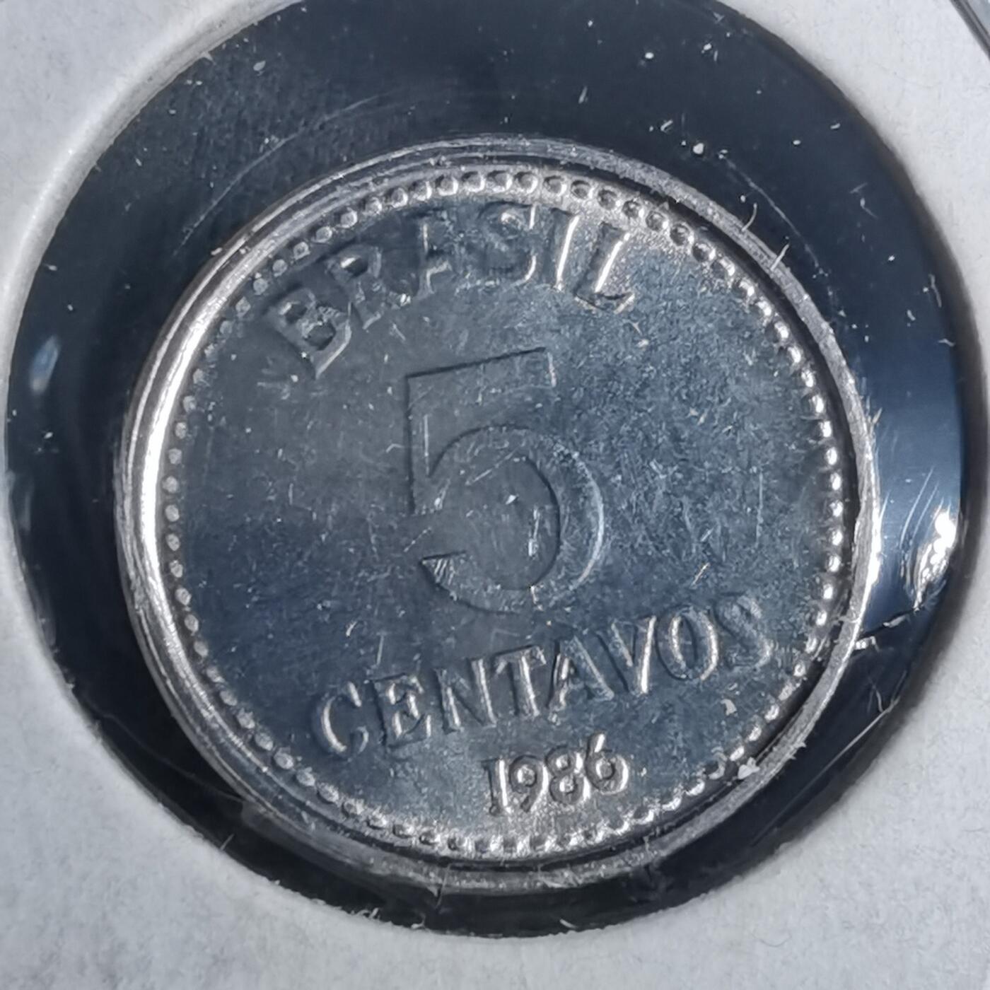 沼泽如烟--第952场 巴西1986年五分