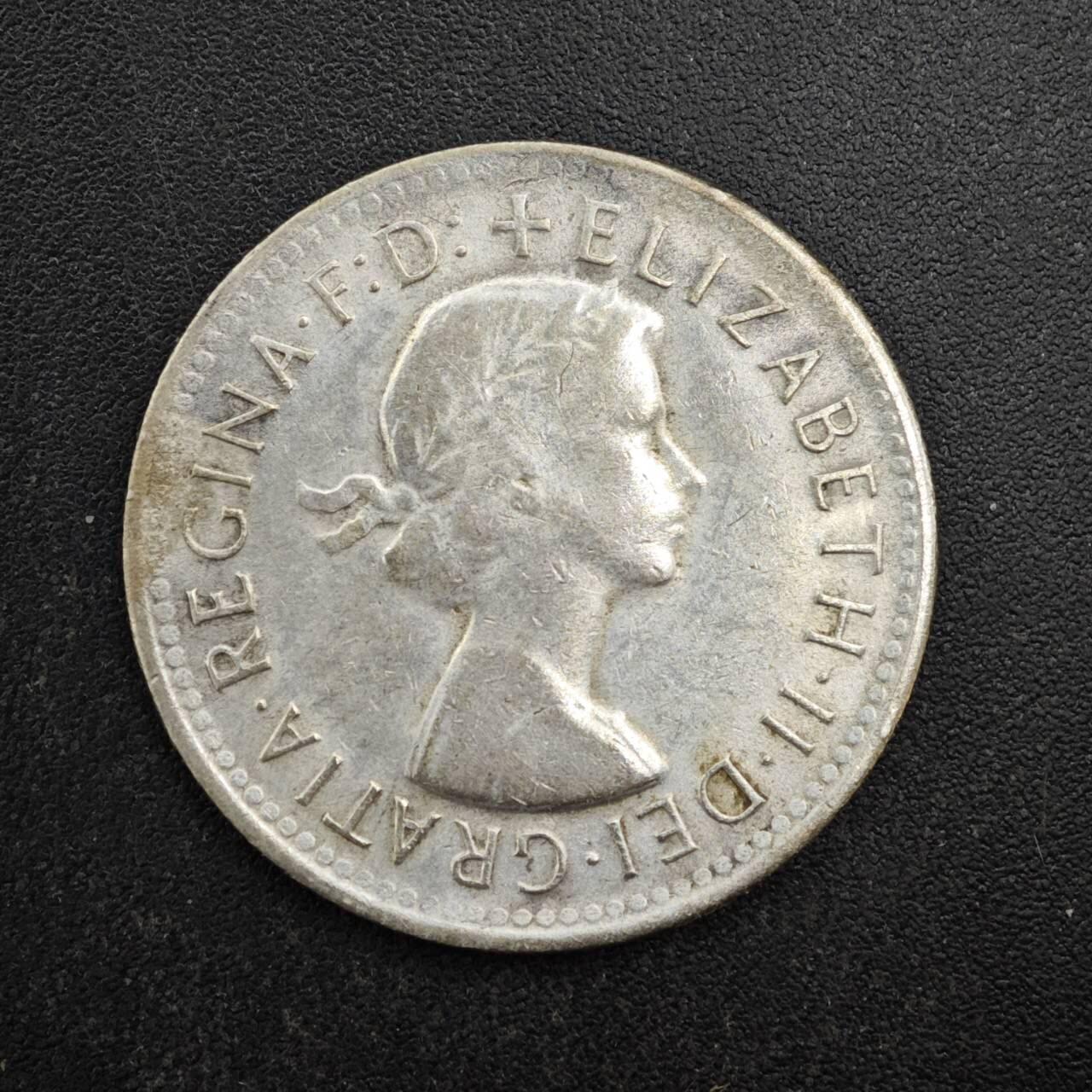 【淘币小摊】限时拍第八百四十拍  散币银币场  满百包邮可预留两周  周一统一发货  澳大利亚1961年伊丽莎白二世一先令银币参考银价49