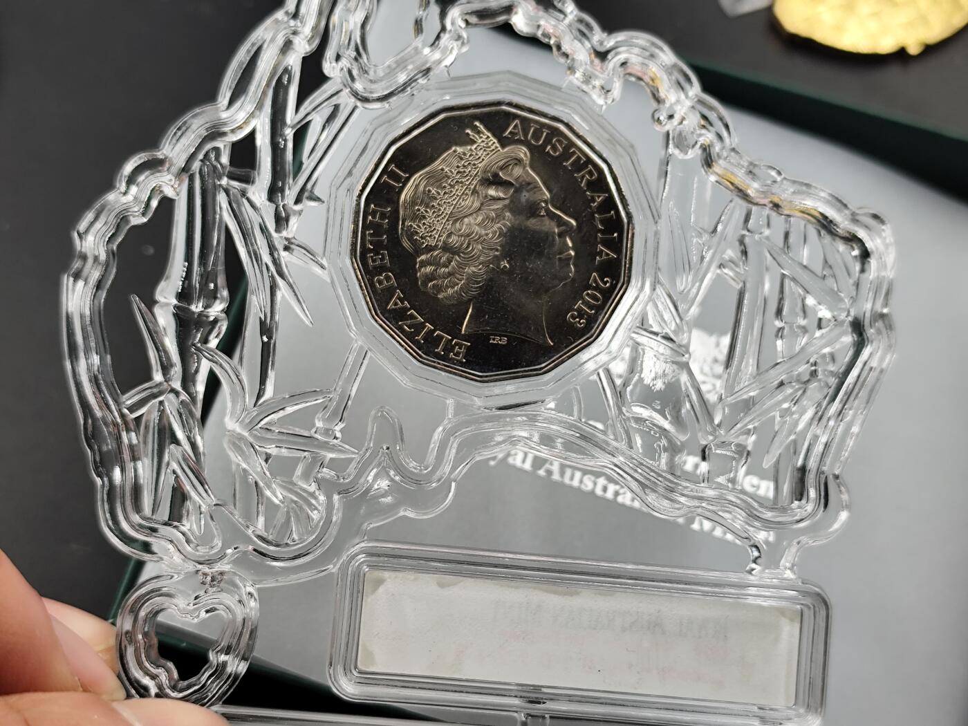 1月6日徽章钱币专场 原盒澳大利亚蛇年纪念币 