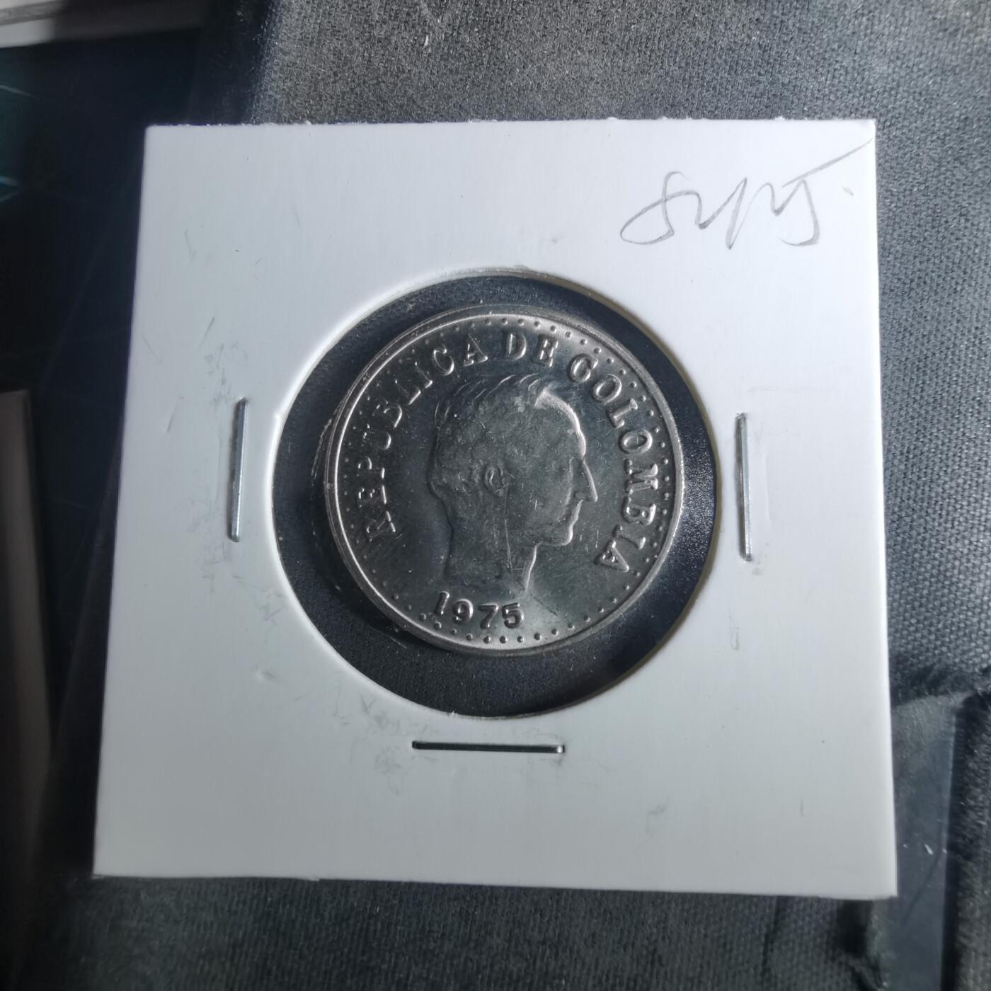 沼泽如烟--第952场 哥伦比亚1975年十分