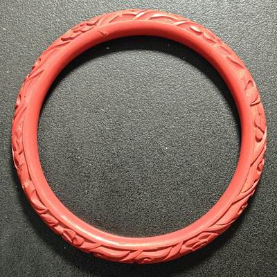 【德藏】世界币章拍卖第160期 - 漆器手镯 有一处瑕疵 外径约：88mm；内径约：71.5mm；粗约：8.8mm；重约：25.8g