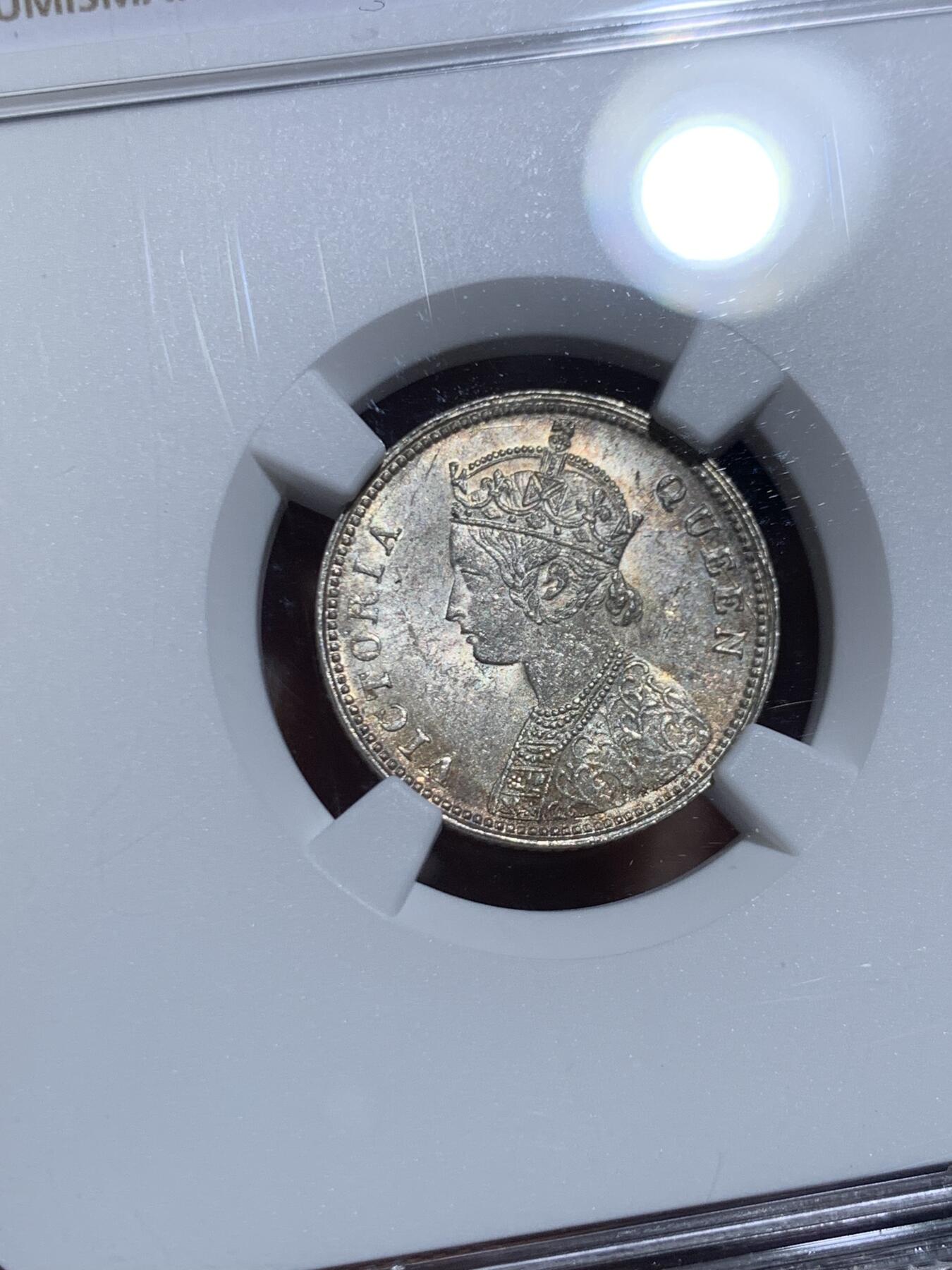 《竞宝斋》第454场 周日，周一 2场连拍 （全场包邮，欢迎送拍） NGC MS62 英属印度1862年C版维多利亚女王1/4卢比 少见面值 原光淡彩