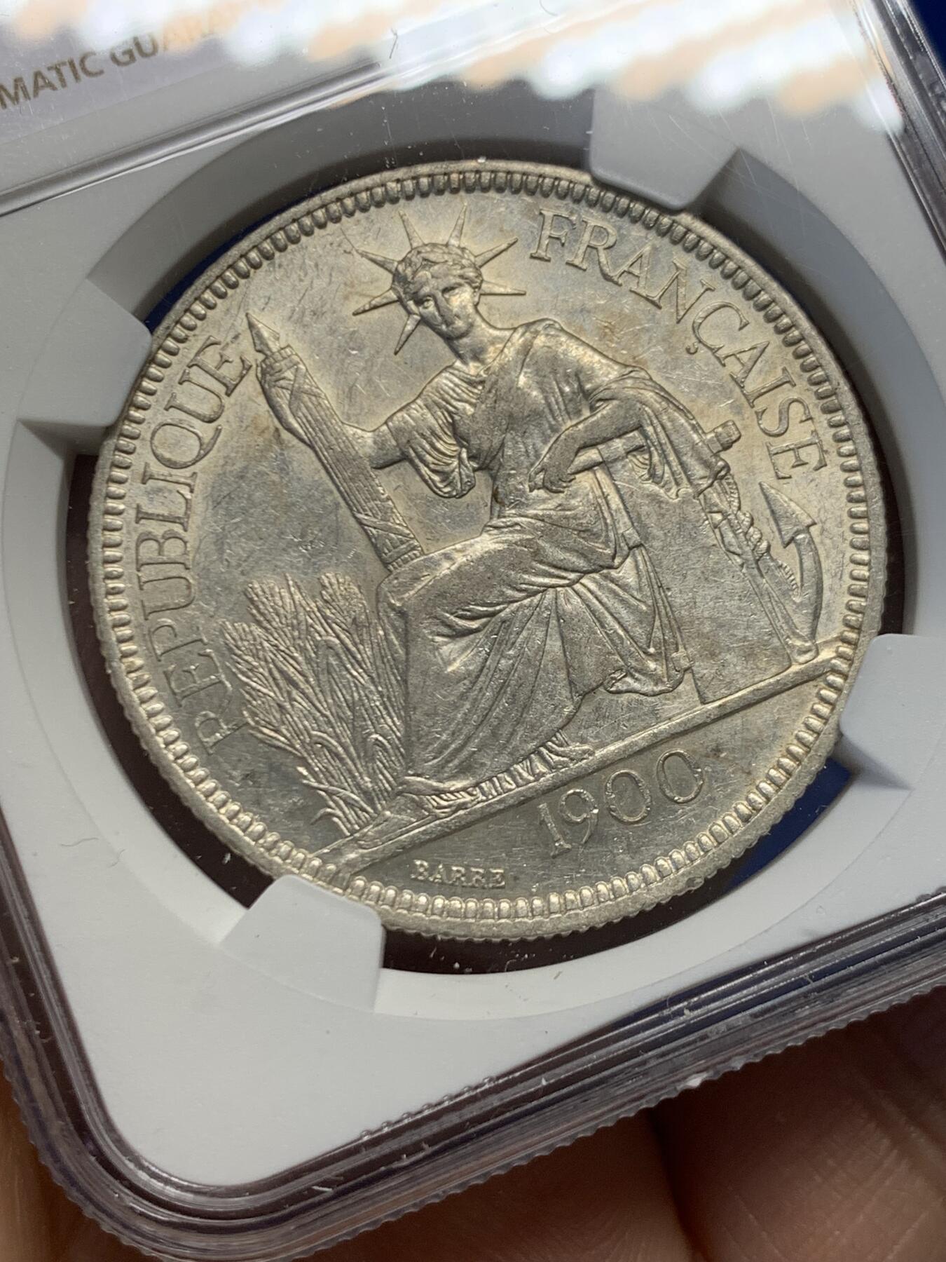 《竞宝斋》第454场 周日，周一 2场连拍 （全场包邮，欢迎送拍） NGC AUD 法属印支 1900年A版 坐洋 1皮亚斯特 银币