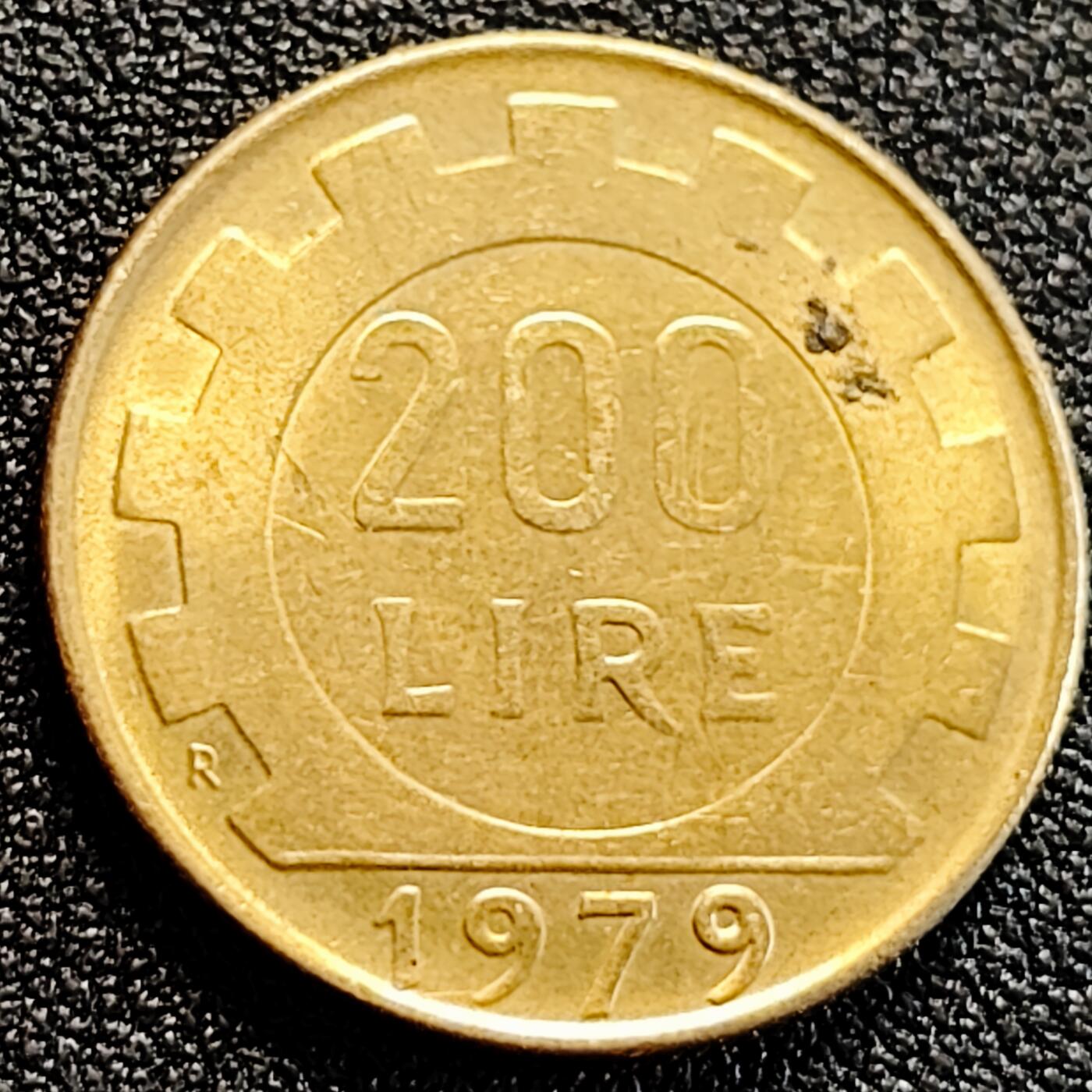 泉币菌-第163场-新年第六场 精品福利场 1979年 意大利200里拉黄铜硬币 女神 24mm 纪念币铜钱