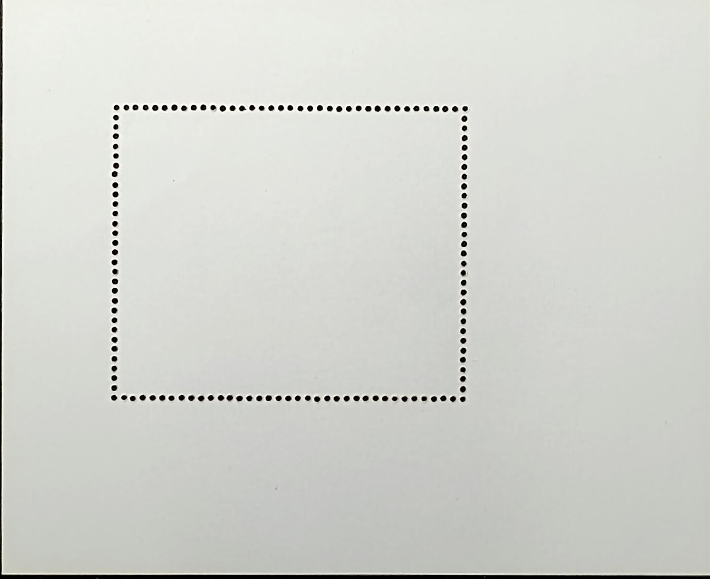 ↓君缘收藏702期☞钱币邮品↓无佣金、可寄存、满30元包邮  朝鲜邮票，1997年伟大的领袖金日成同志85岁诞辰邮票小型张