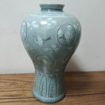 杂项专场 - 高丽青瓷瓶 高21.5厘米 肚径约12厘米 口直径5厘米 