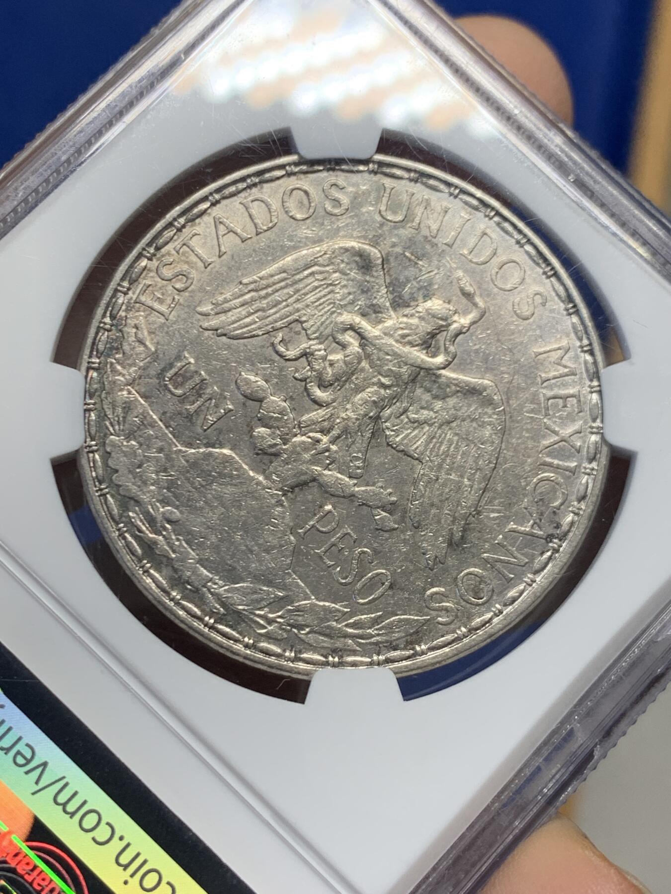 《竞宝斋》第454场 周日，周一 2场连拍 （全场包邮，欢迎送拍） NGC AU53 墨西哥 1910年 1比索 骑马鹰洋 银币 转光不错 首年版别 品种少见